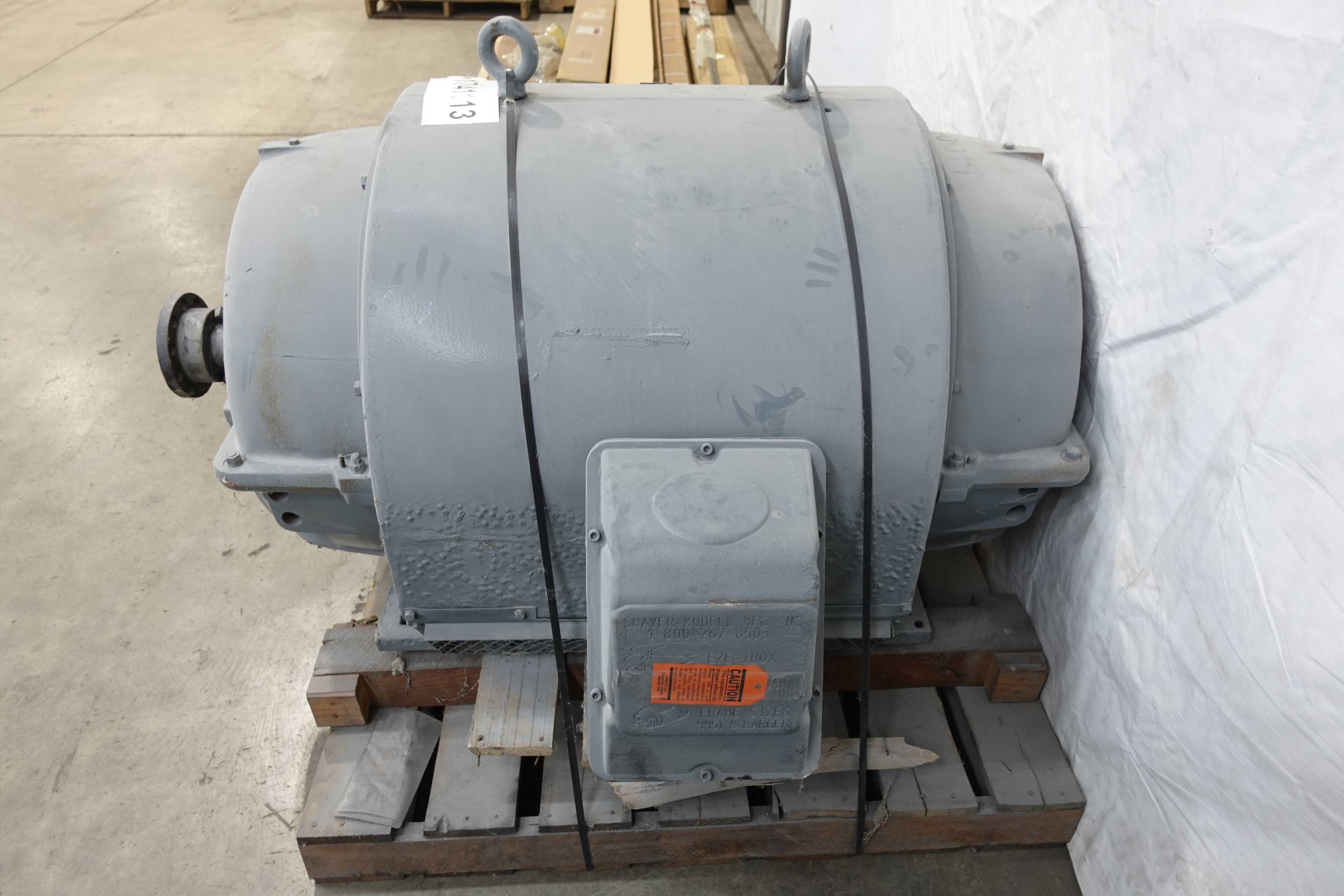 SKU 1741113 - LOUIS ALLIS CO. COGX INDUCTION MOTOR, 700 HP, 3 PH, 3580 RPM, 2300V, FR. 589 SU - AC MOTOR