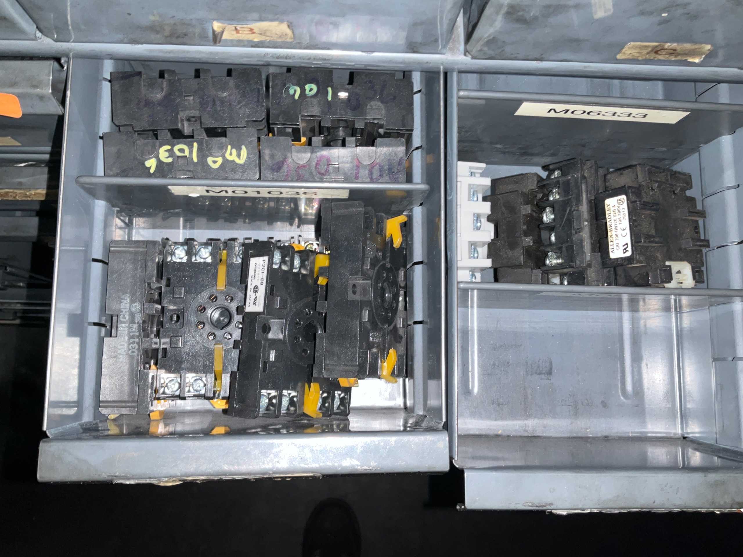 QTY 2 DRAWER CABINET WITH CONTENTS - DRAWER CABINET