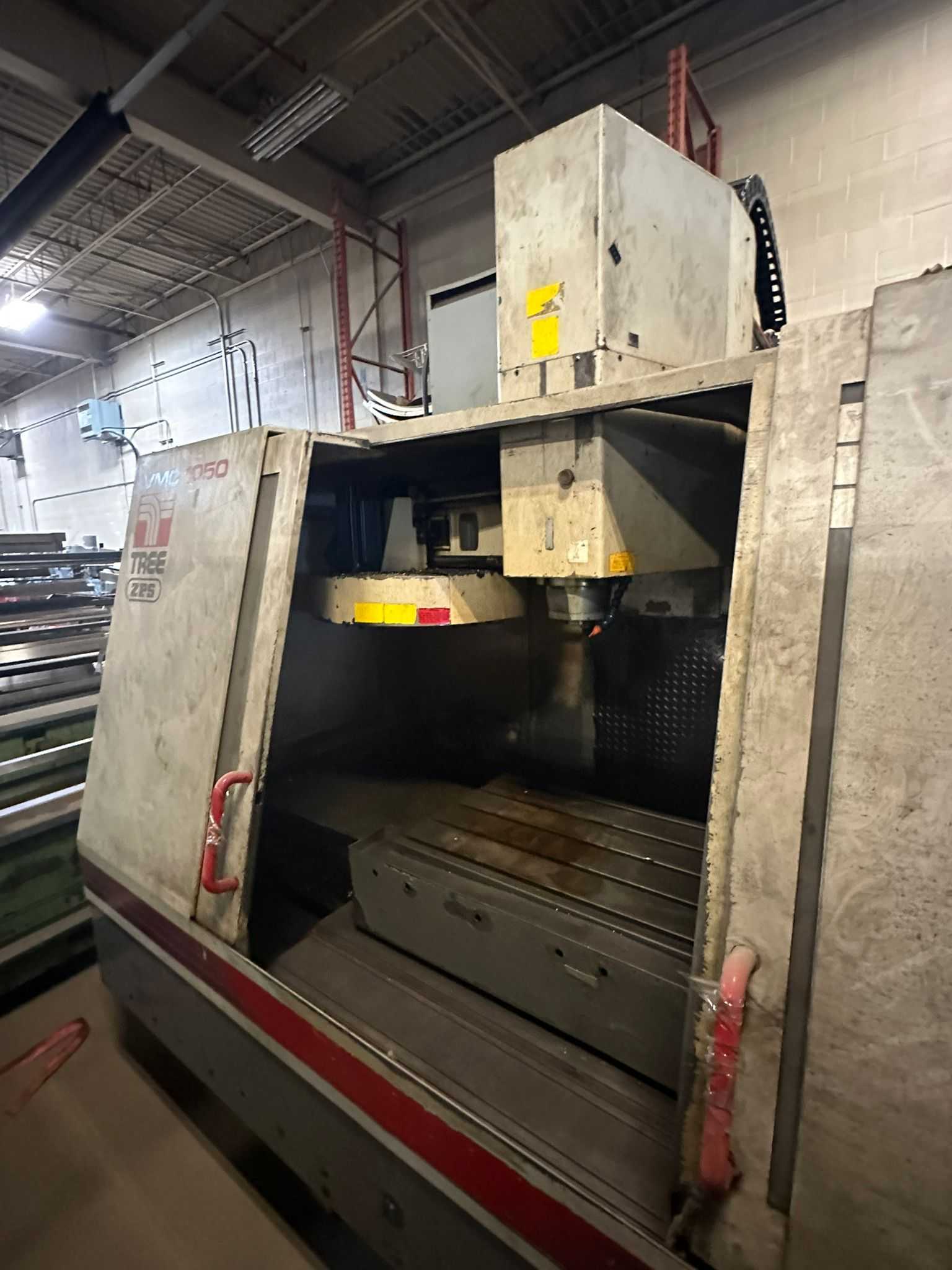 1993 TREE VMC 1050/24 VERTICAL MACHINING CENTER - VERTICAL MACHINING CENTER