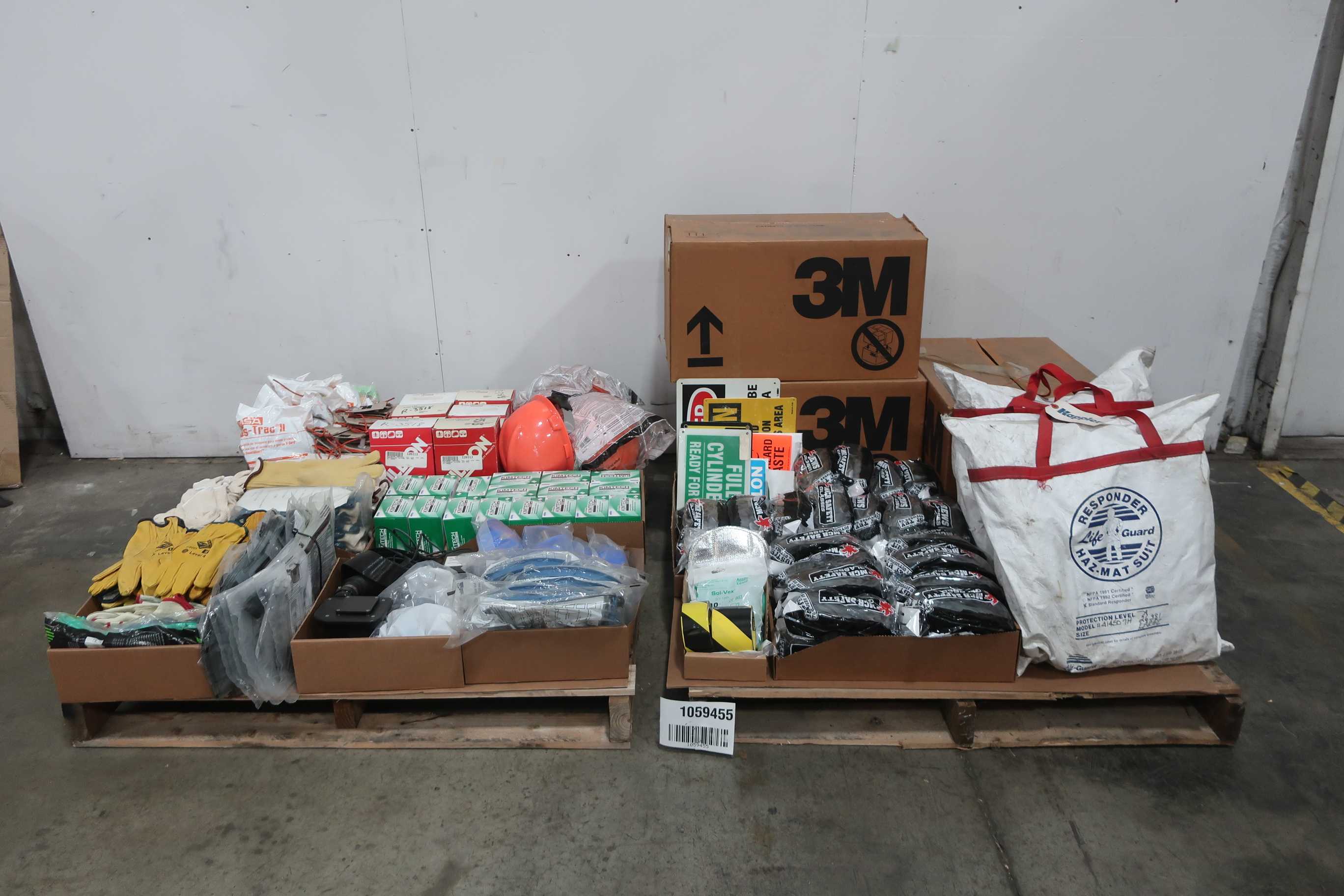 2 PALLETS OF ASSORTED PPE - PPE