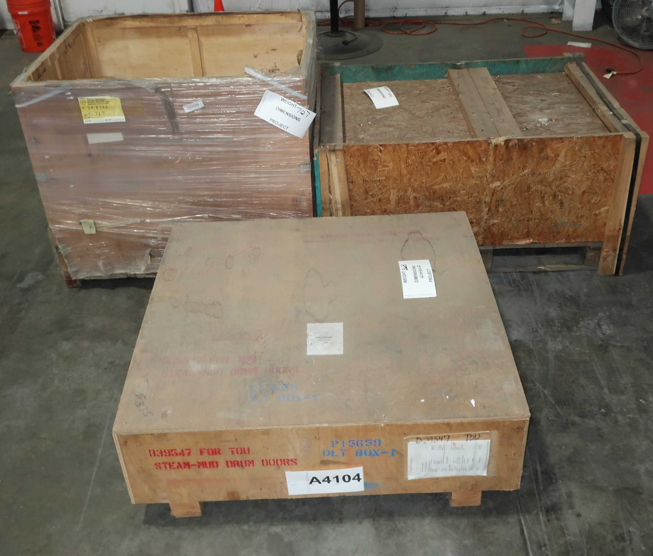 3 CRATES OF ASSORTED STEEL, ROLLER CHAIN, PLATES, DRUM DOORS - INDUSTRIAL PARTS