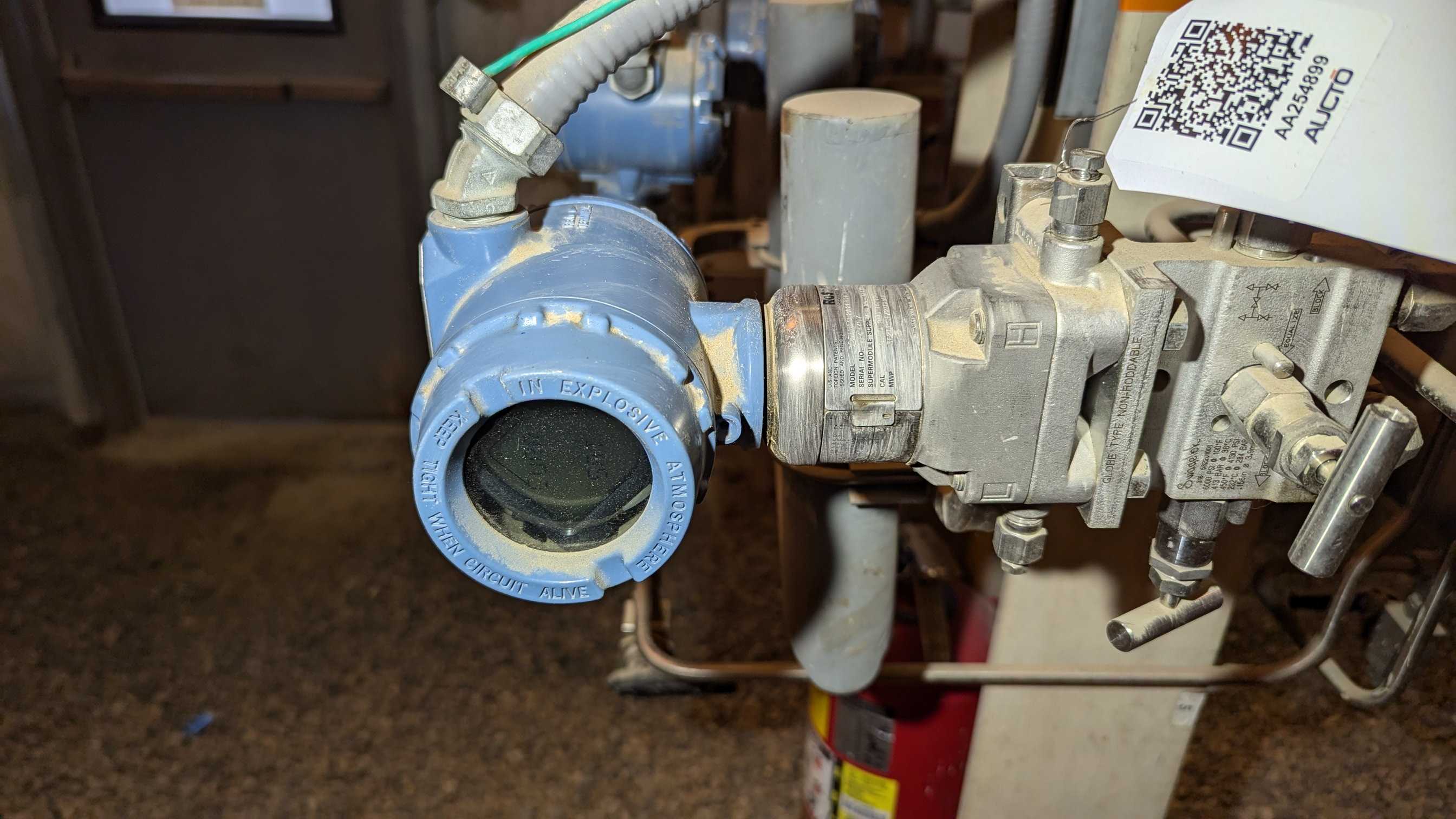 QTY 30: ROSEMOUNT 3051 PRESSURE TRANSMITTER - PRESSURE TRANSMITTER