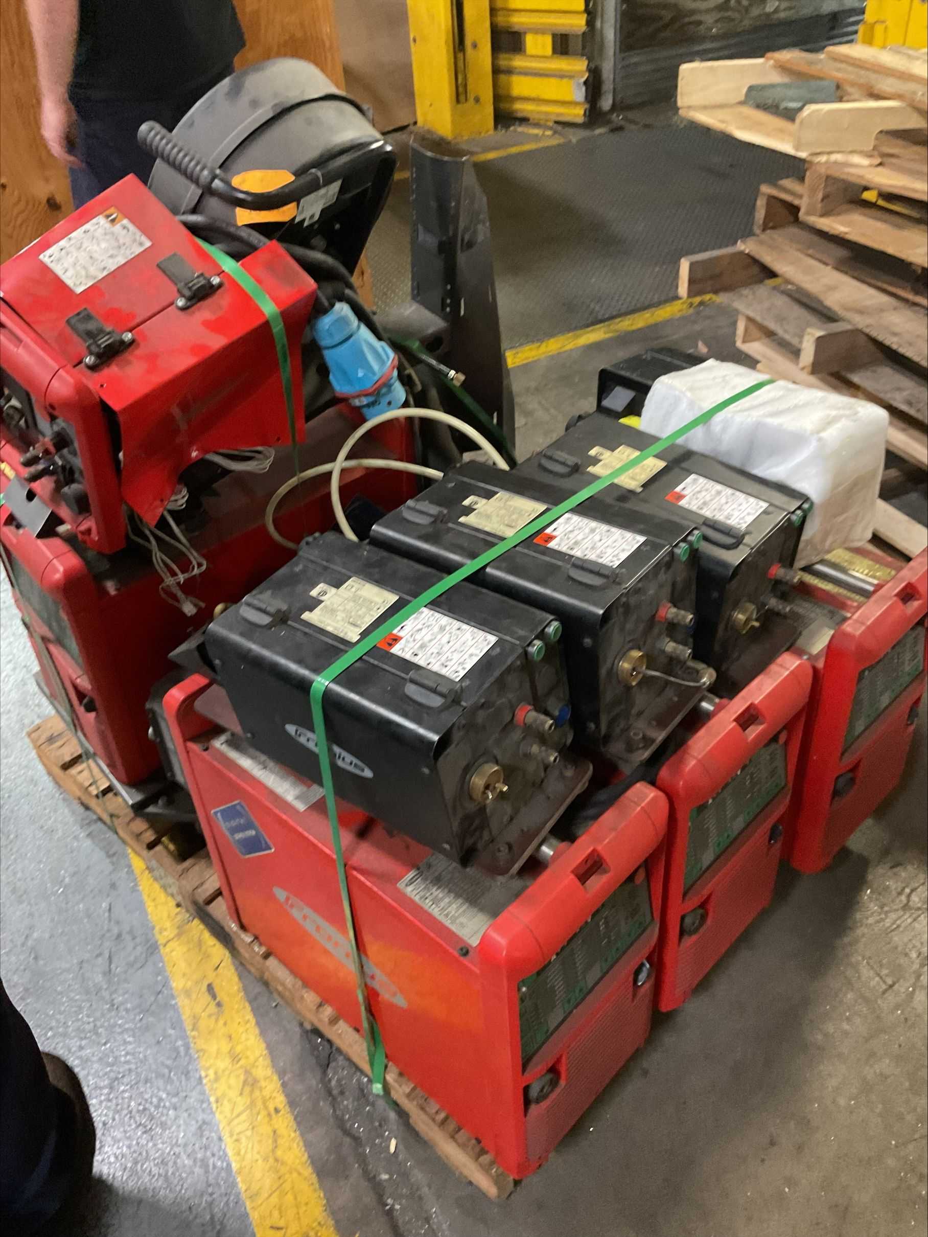 QTY 4: FRONIUS WELDERS W/MISC PARTS - WELDERS