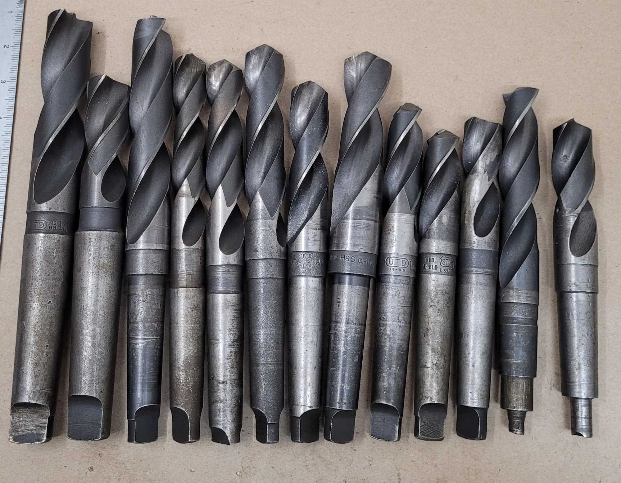 SET OF 11 HSS STRAIGHT SHANK TWIST DRILLS, 31/64" TO 1-1/2" DIAMETER, VARIOUS OAL SIZES - MACHINE TOOLING