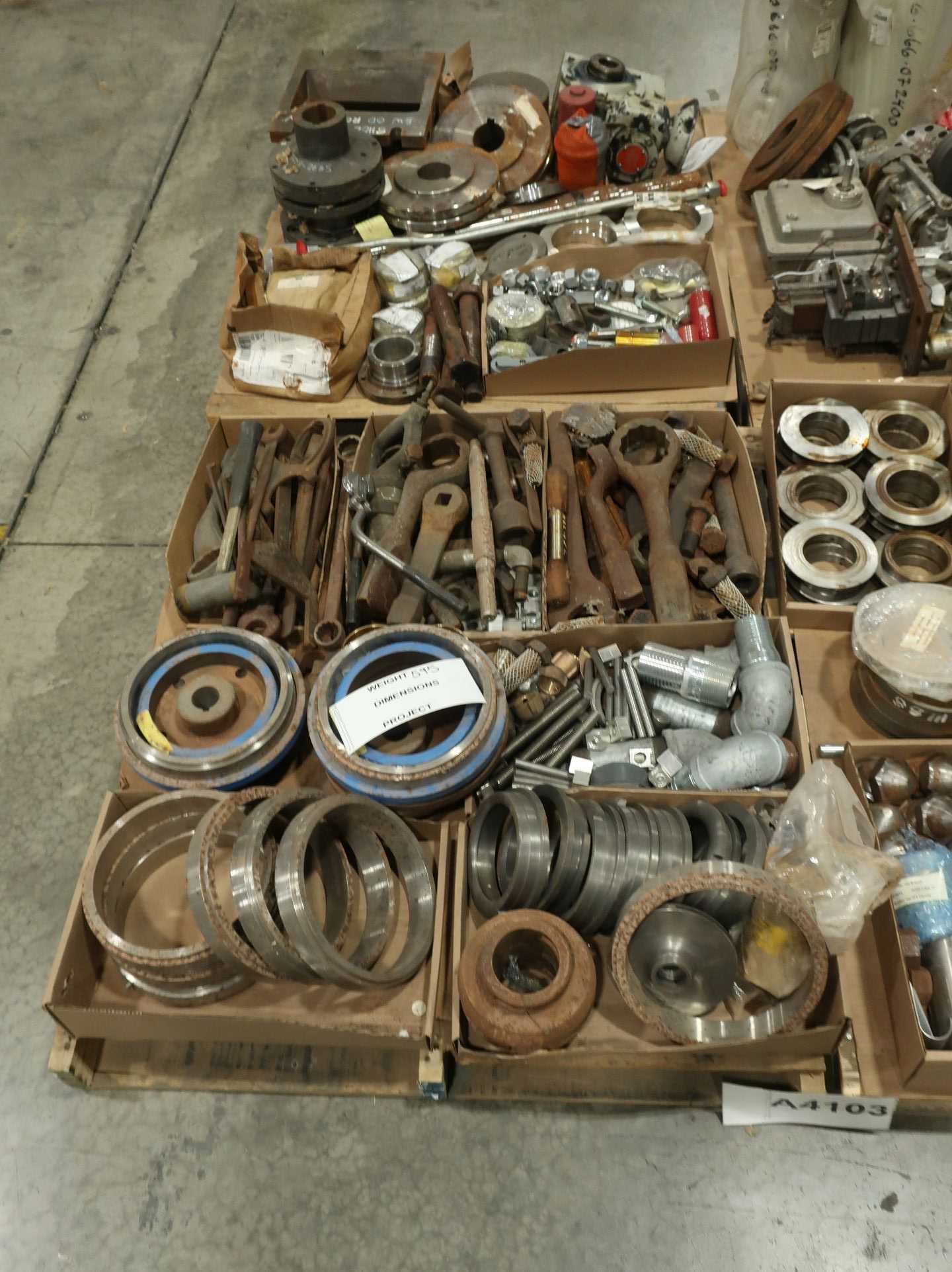 4 PALLETS OF ASSORTED STEEL, VALVE REPLACEMENT PARTS, AND PUMP PARTS - INDUSTRIAL PARTS