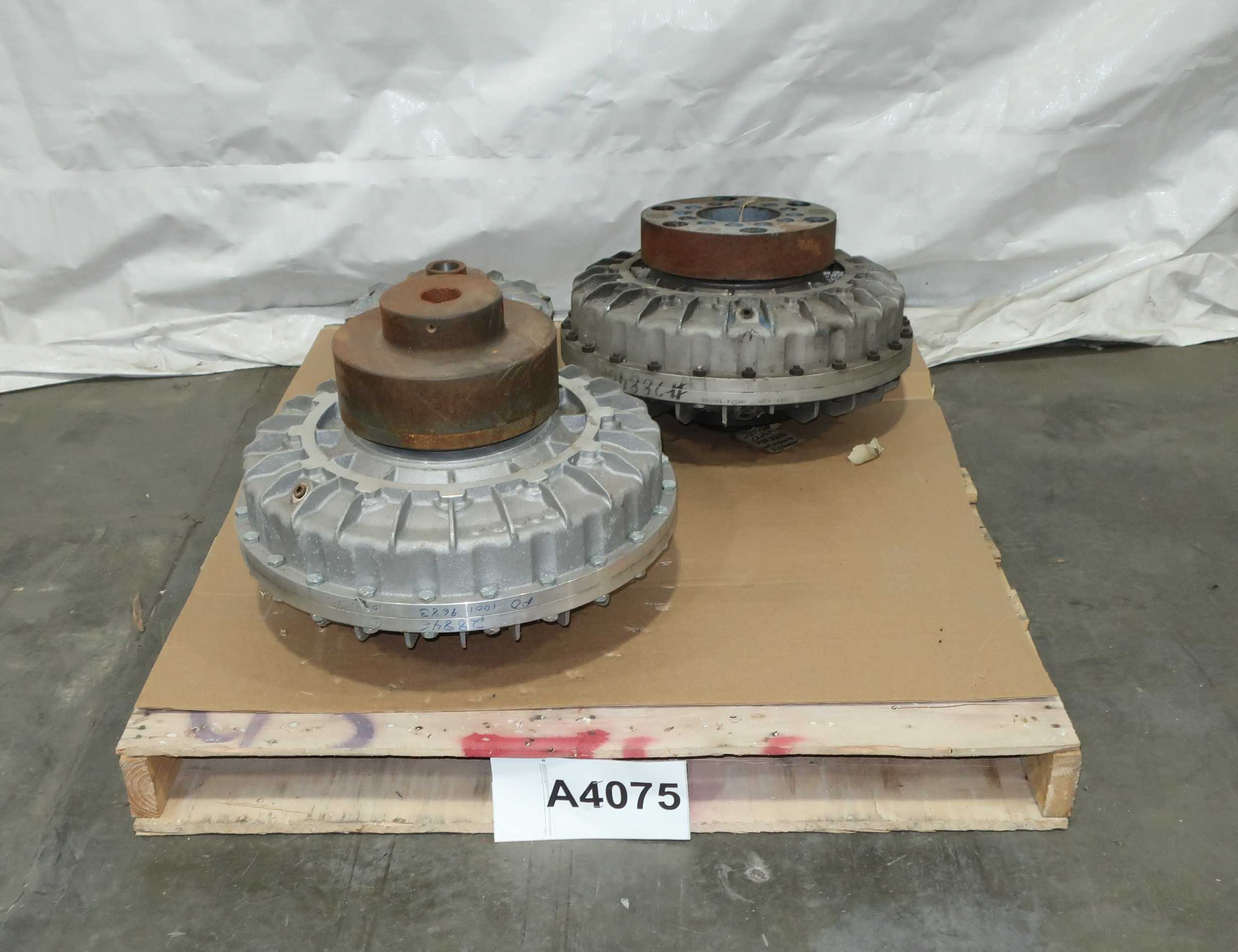 LOT OF 3 TRANSFLUID FLUID COUPLINGS - FLUID COUPLING