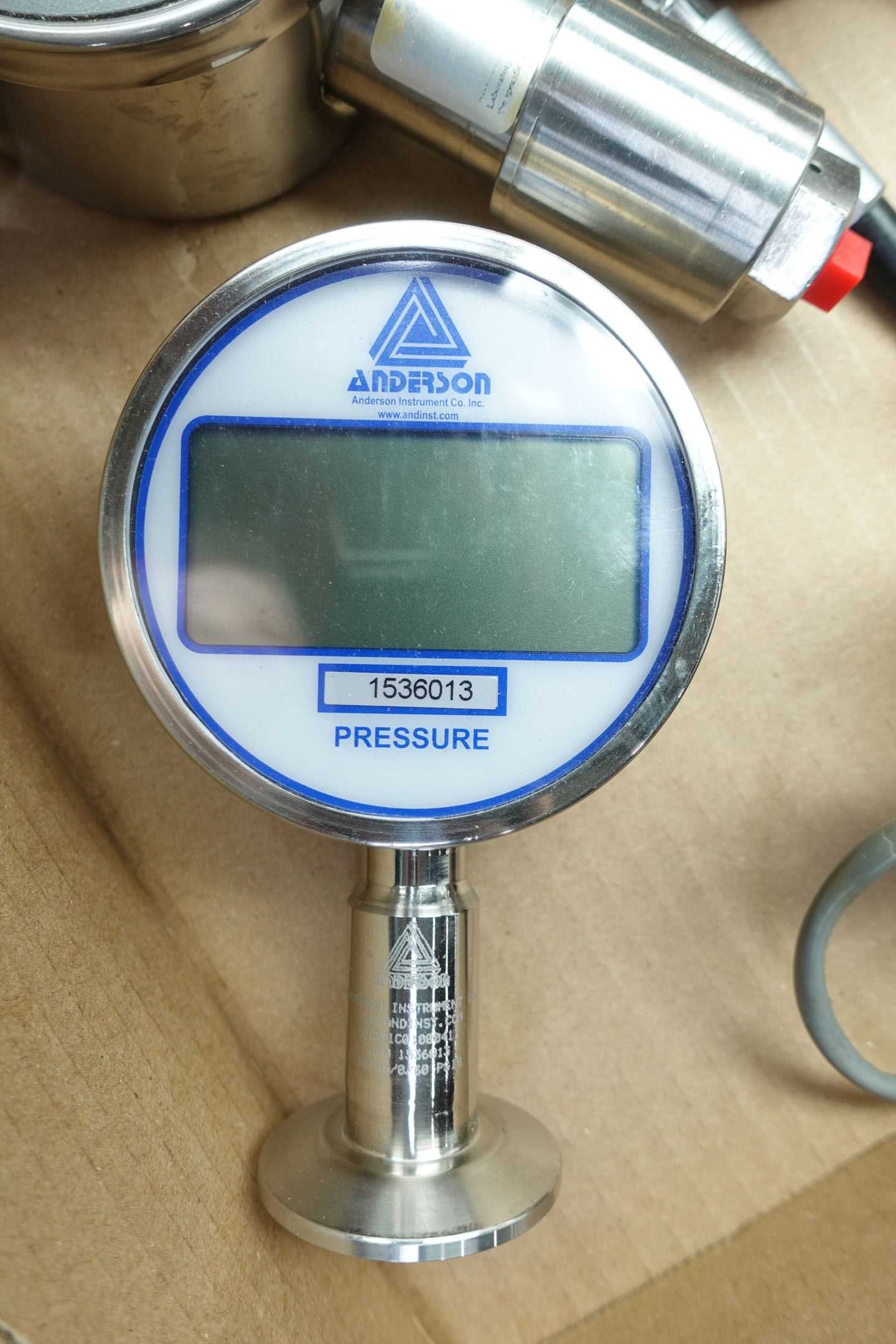 TOTE OF ASSORTED DIGITAL GAUGES - INSTRUMENTATION