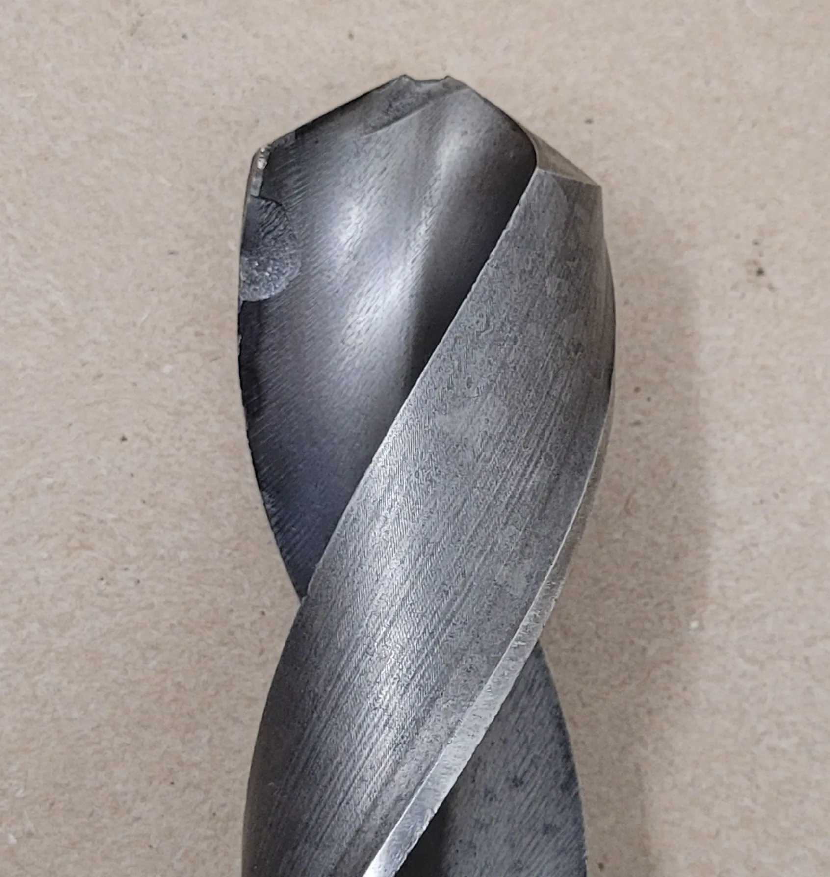 MORSE USA 1-13/32" HSS TWIST DRILL, 4MT SHANK, 12" OAL, 6" FLUTE LENGTH - MACHINE TOOLING