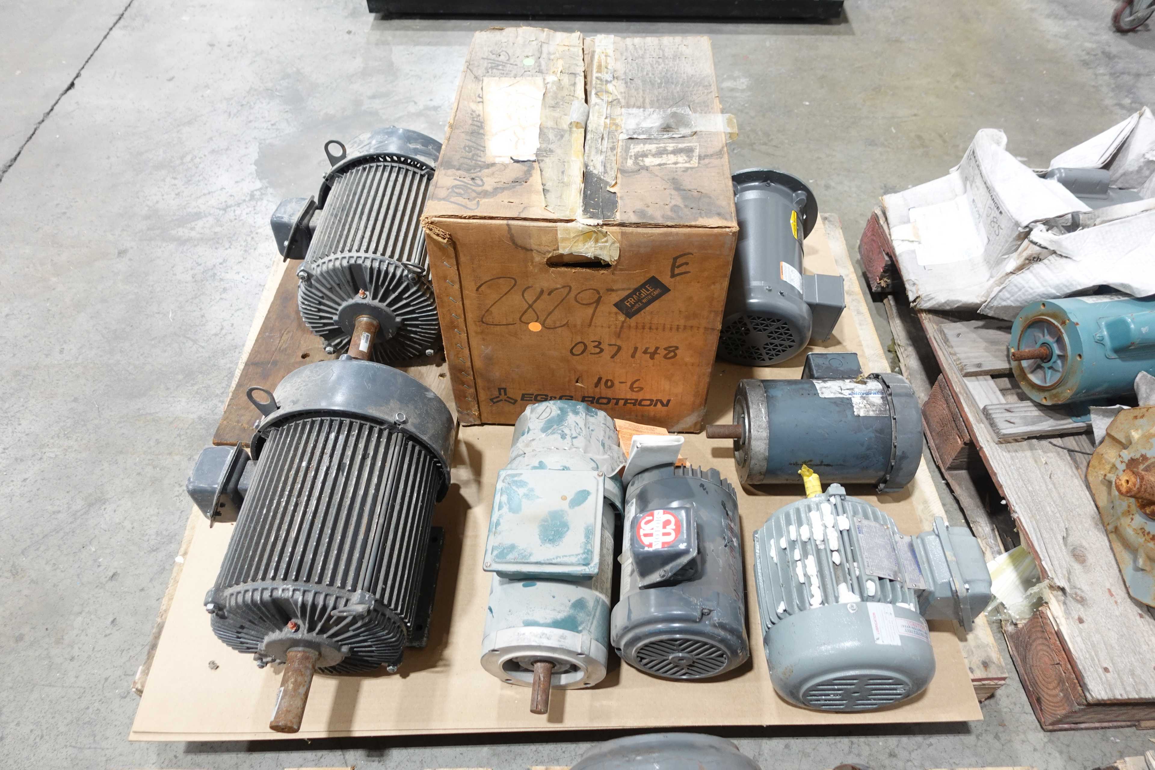 4 PALLETS OF ASSORTED AC MOTORS - AC MOTOR