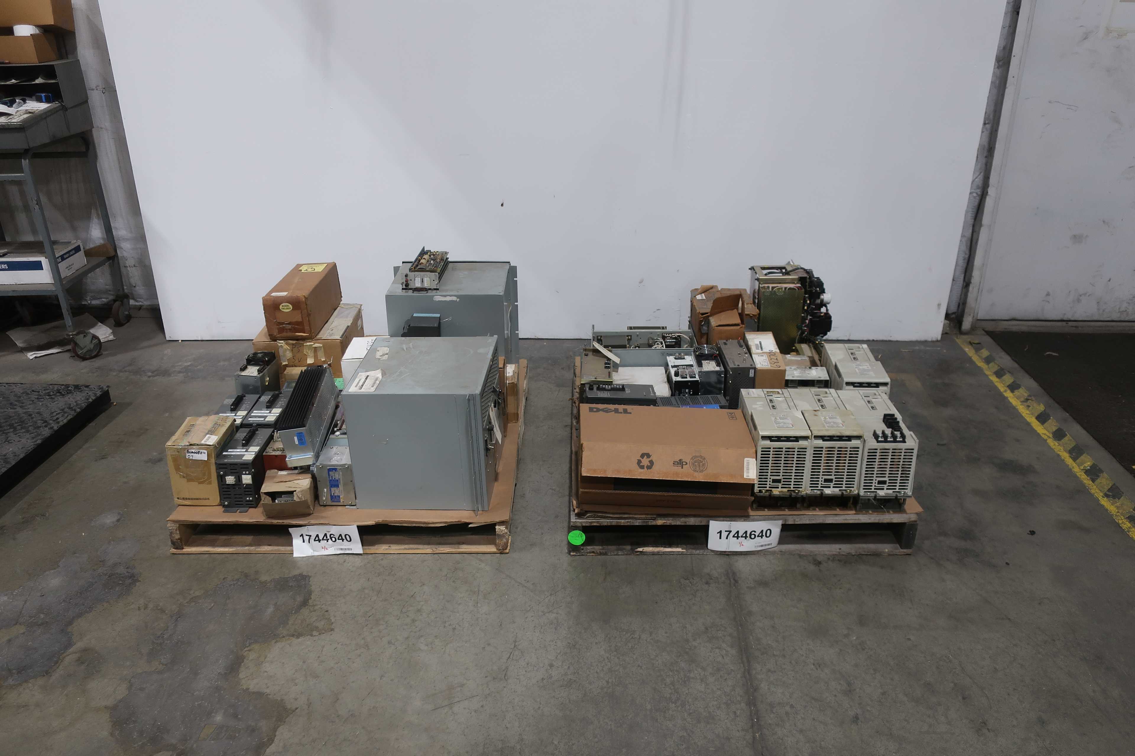 SKU 1744640 - 2 PALLETS OF ASSORTED POWER SUPPLIES - POWER SUPPLIES