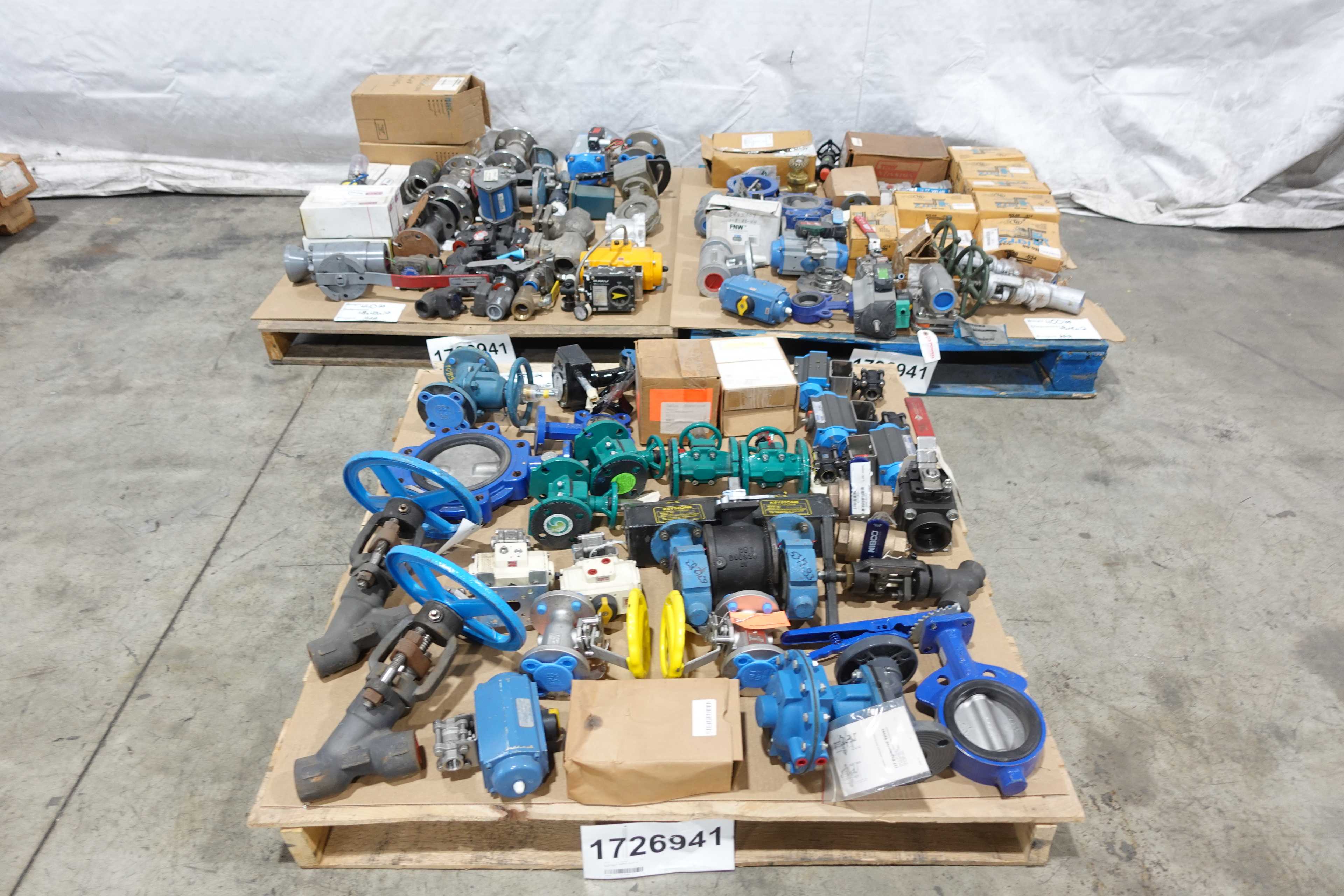 SKU 1726941 - 3 PALLETS OF ASSORTED VALVES
