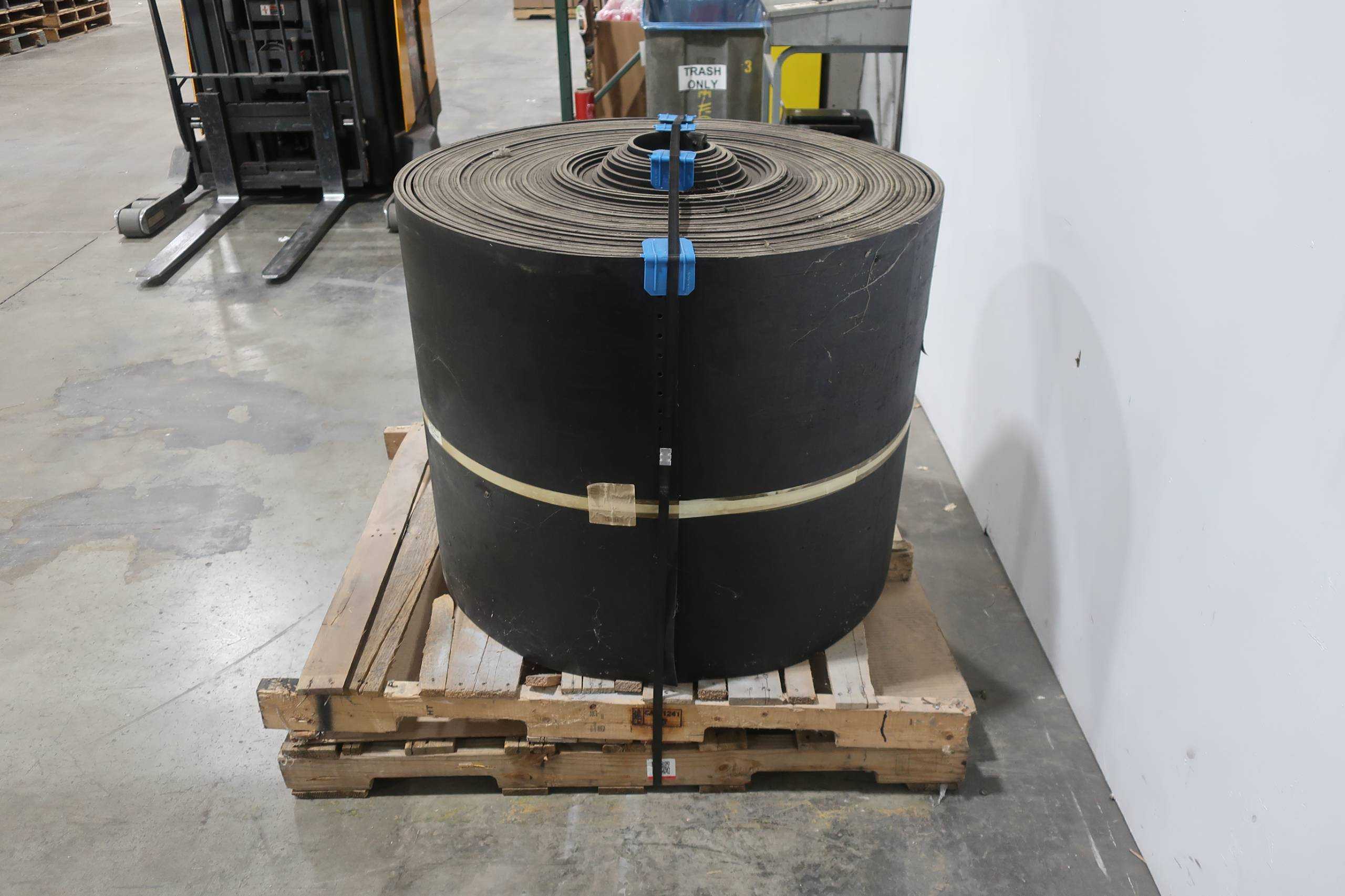 SKU 1755555 - RUBBER CONVEYOR BELT, 30 IN WIDE, 3/8 IN THICK, 255 FT LONG, NEW - CONVEYOR PARTS