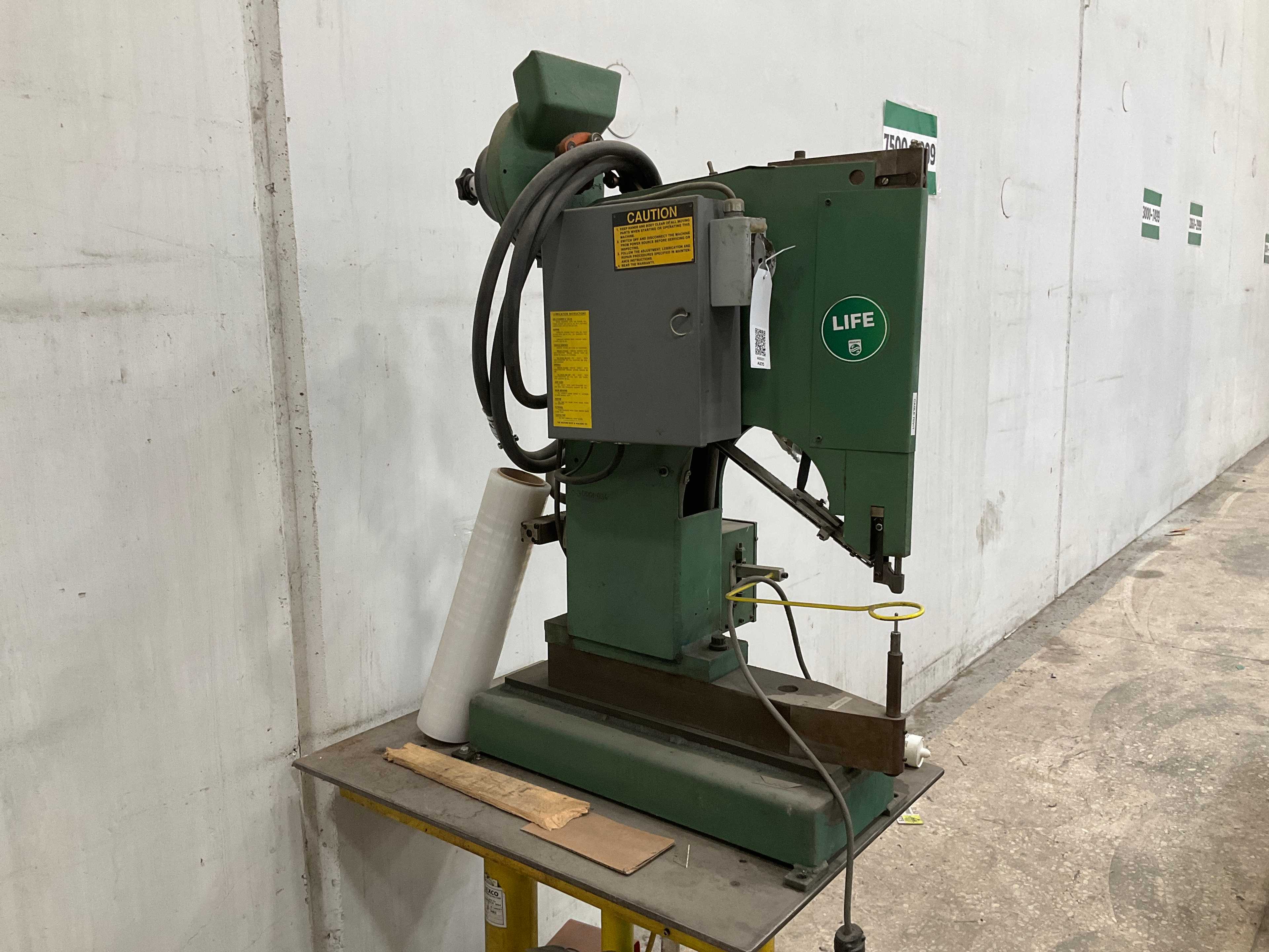 MILFORD 57 PNEUMATIC FLOOR RIVET MACHINE
