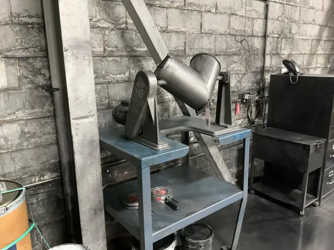 TWIN SHELL DRY BLENDER - undefined