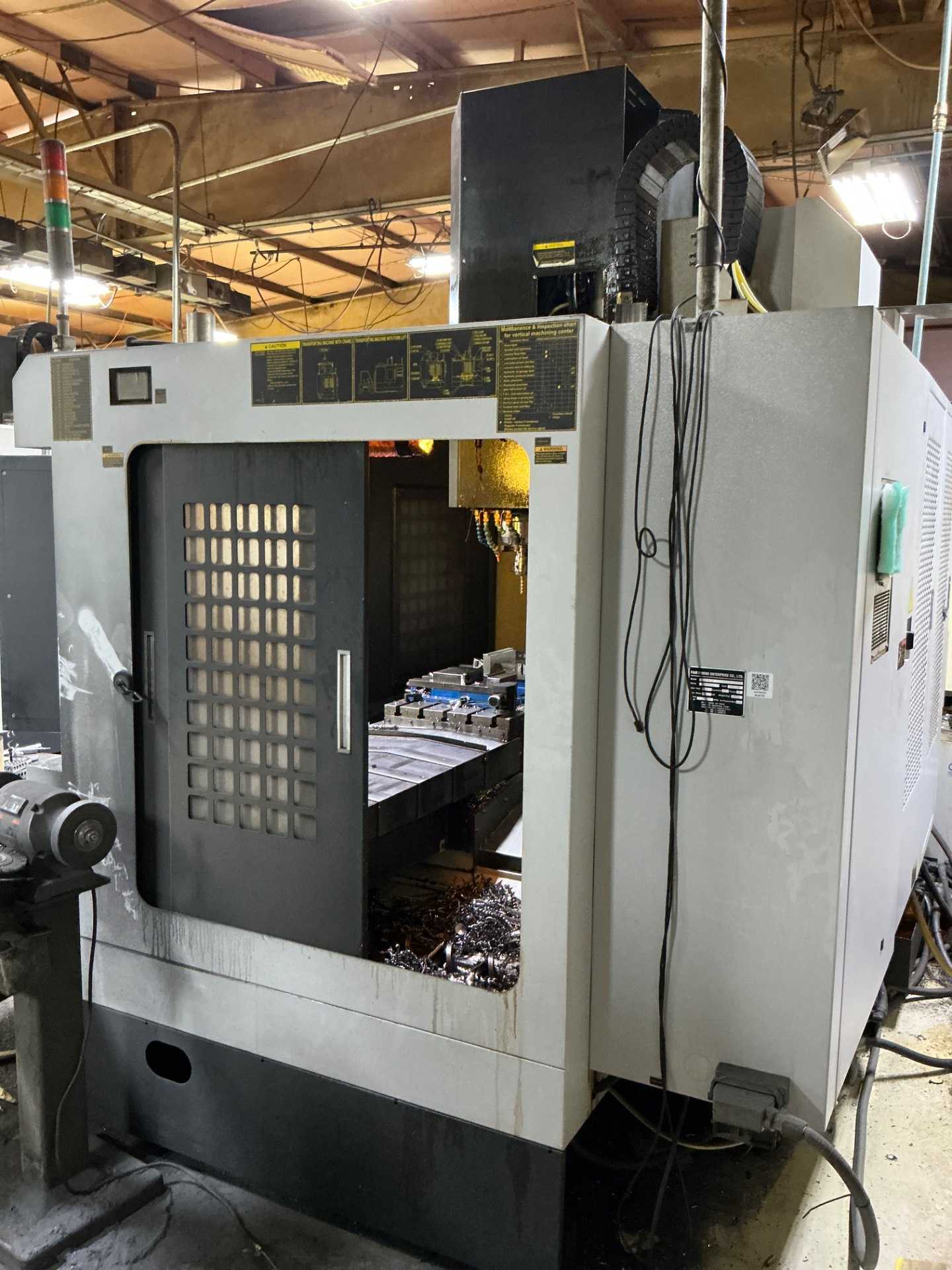 2012 FEELER HV-1000 VERTICAL MACHINING CENTER 3-AXIS, 15K RPM, BT-40 SPINDLE, 25HP - VERTICAL MACHINING CENTERS