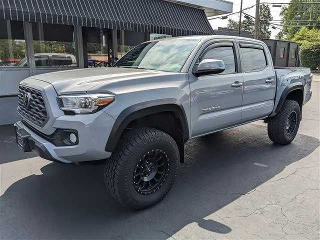 TOYOTA TACOMA V6 2020 - COMMERCIAL TRUCKS