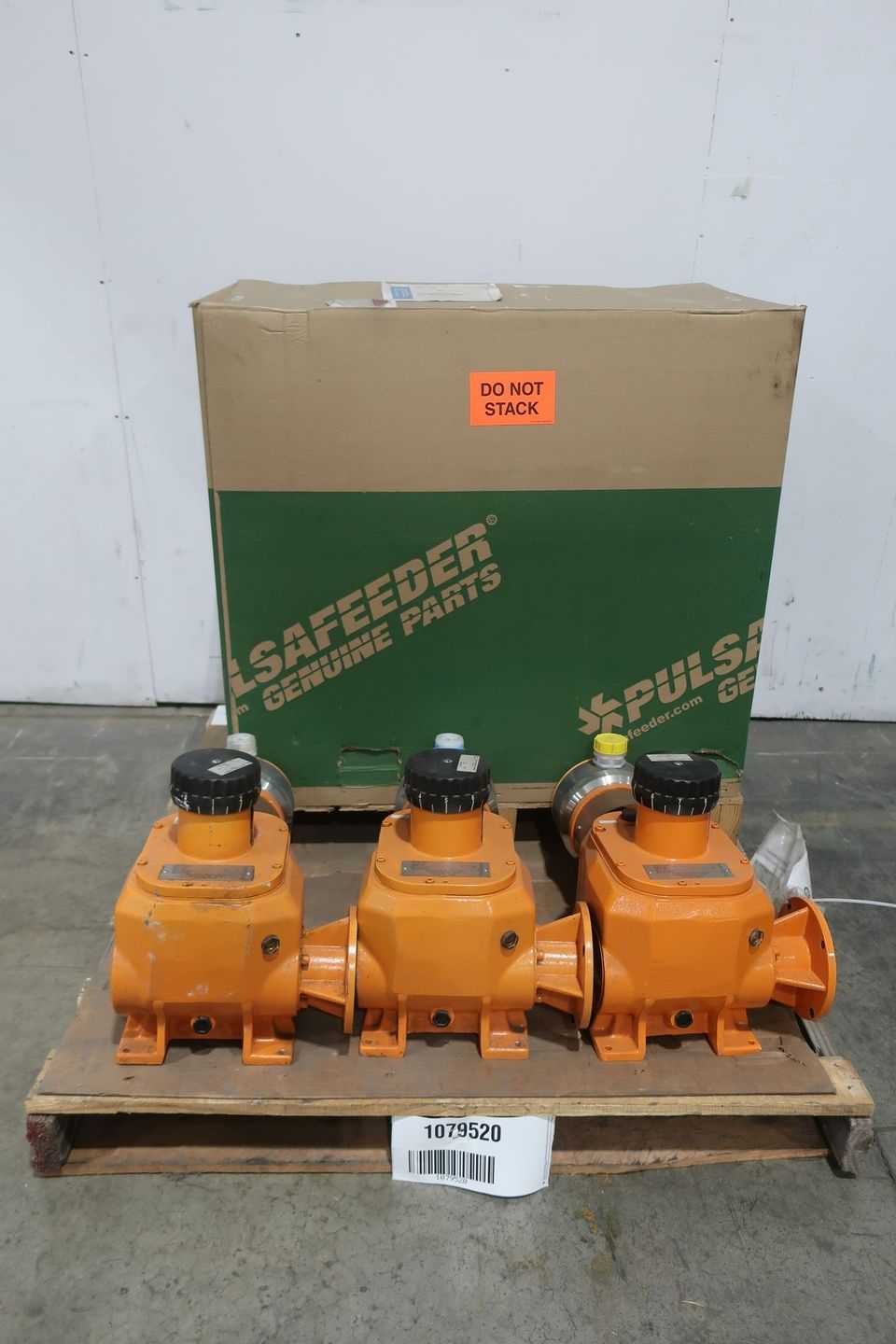 1 PALLET OF ASSORTED METERING PUMPS 1 PALLET OF ASSORTED METERING PUMPS