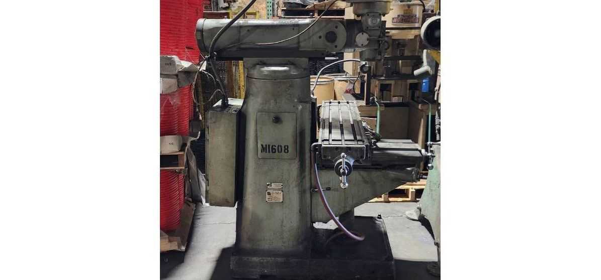 SUMMIT V-244 VERTICAL MILLING MACHINE
 - VERTICAL MILLING MACHINE