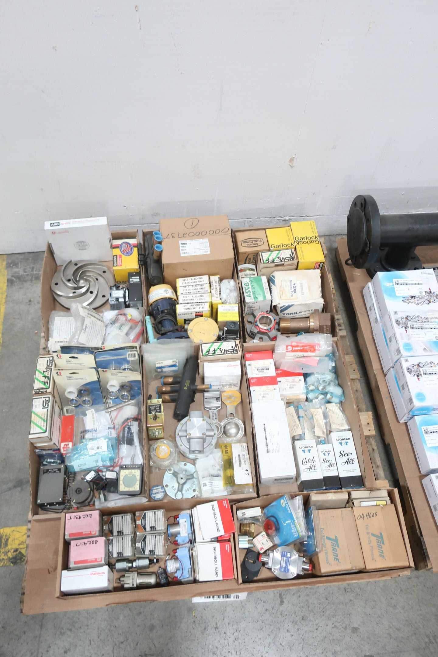 2 PALLETS OF ASSORTED VALVES AND PUMPS PARTS AND ACCESSORIES - VALVE PARTS & ACCESSORIES