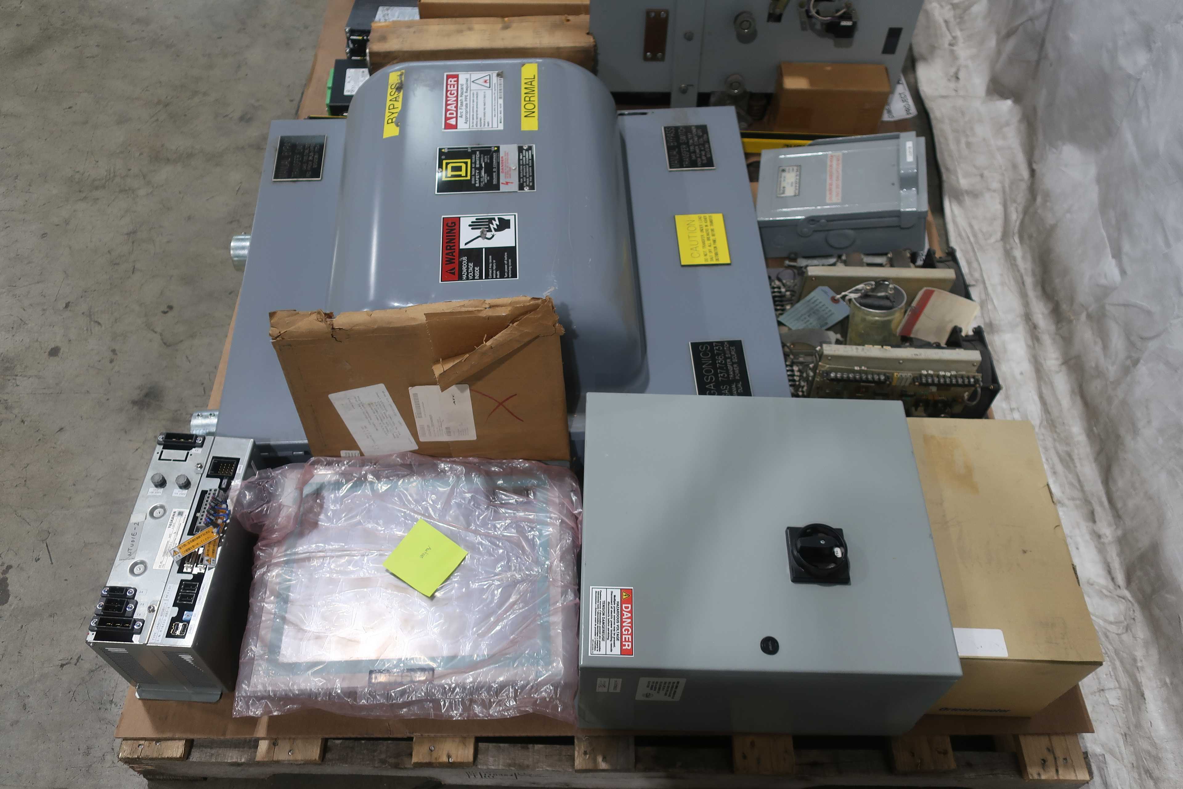 2 PALLETS OF ASSORTED ELECTRICAL CONTROLS - ELECTRICAL COMPONENTS