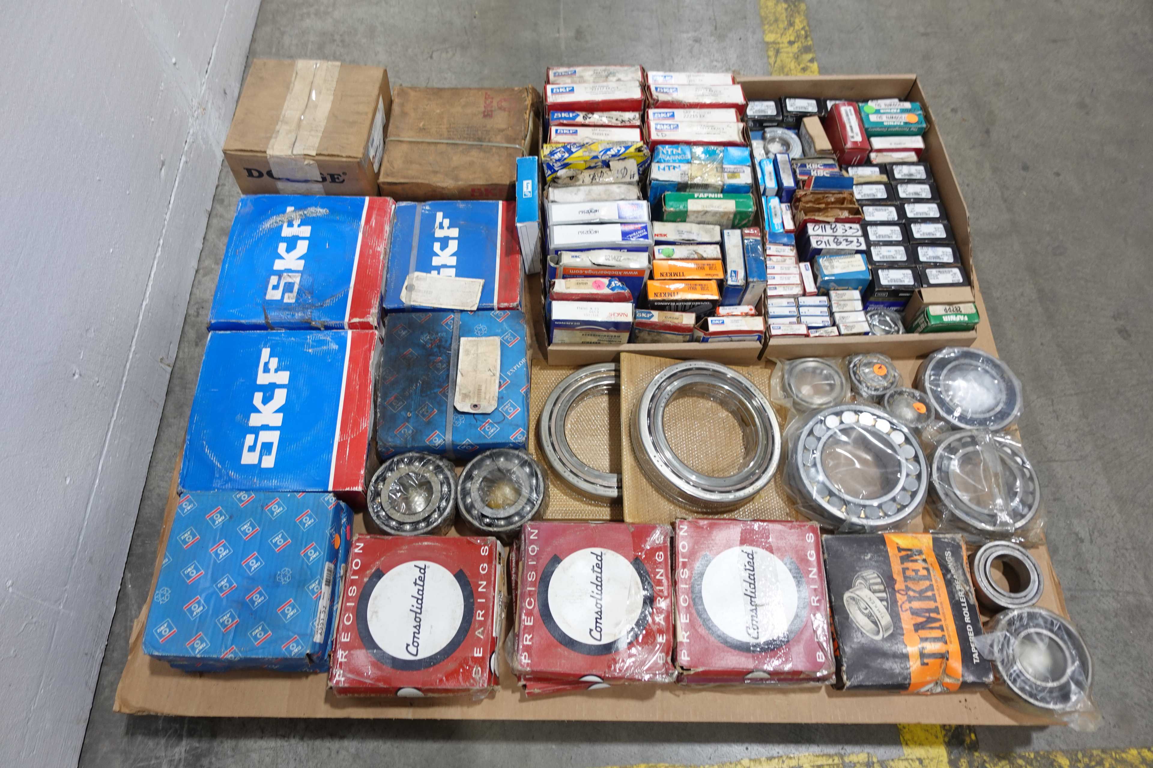 PALLET OF ASSORTED BEARINGS, SKF, CONSOLIDATED, TIMKEN, NTN, FAFNIR, NSK, KBC, SEAL MASTER - BEARINGS