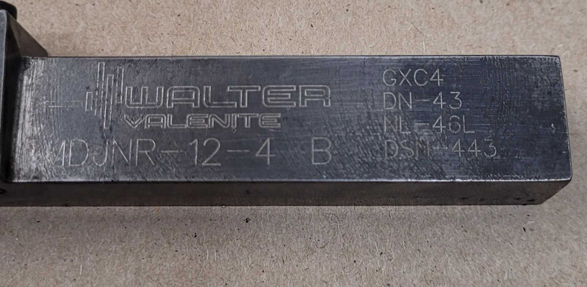 WALTER VALENITE MDJNR-12-4 B TURNING TOOL, MULTI-LOCK, D STYLE, RIGHT HAND, SQUARE SHANK - MACHINE TOOLING