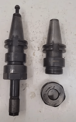 KENNAMETAL COLLET CHUCK MODEL BM239810ROO (OAL 7IN, BODY DIA 2.25IN, BORE DIA 1IN) - MACHINE TOOLING