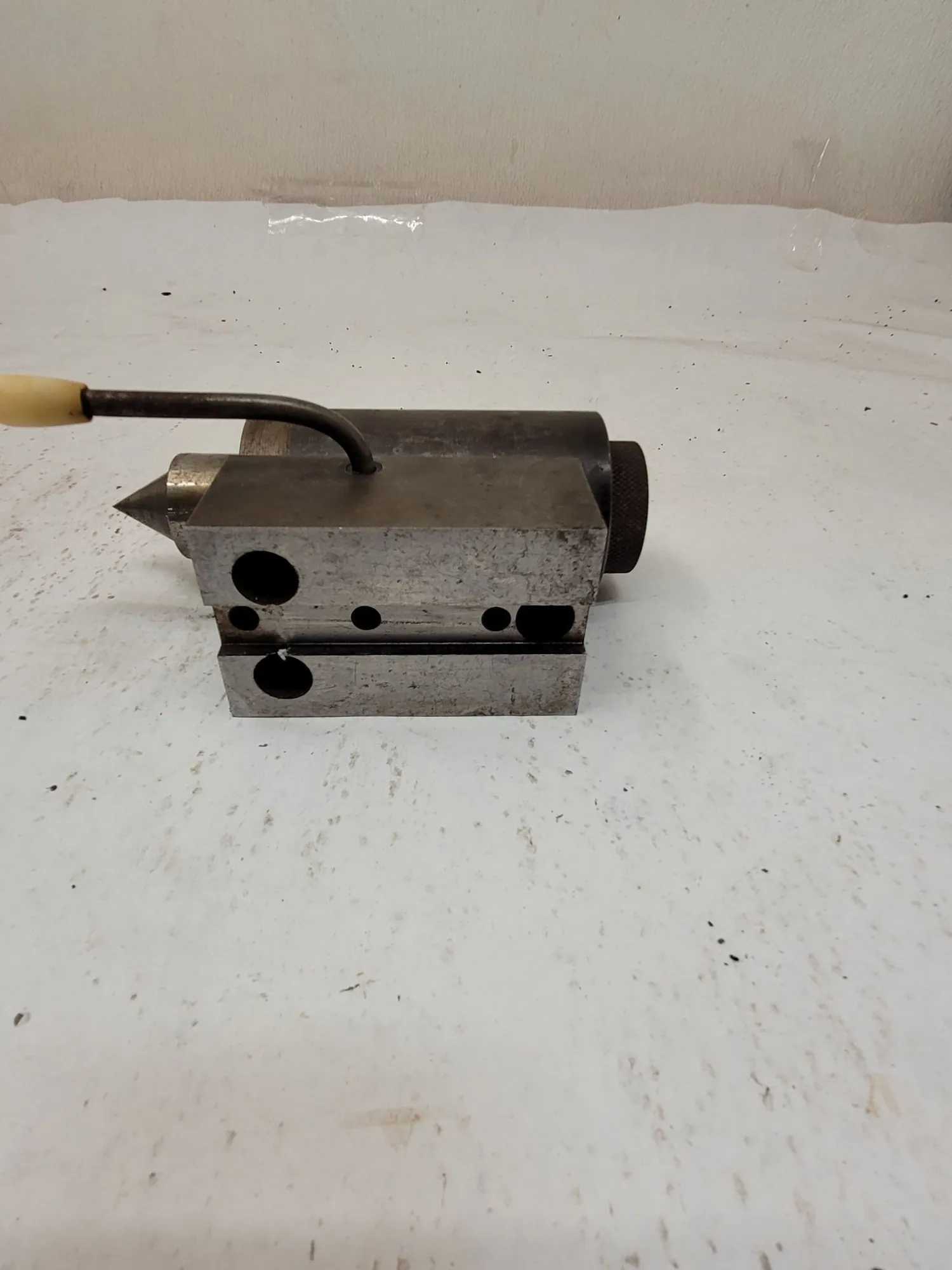 TAILSTOCK - 2 3/4" H WITH 1" TRAVEL - MACHINE TOOLING