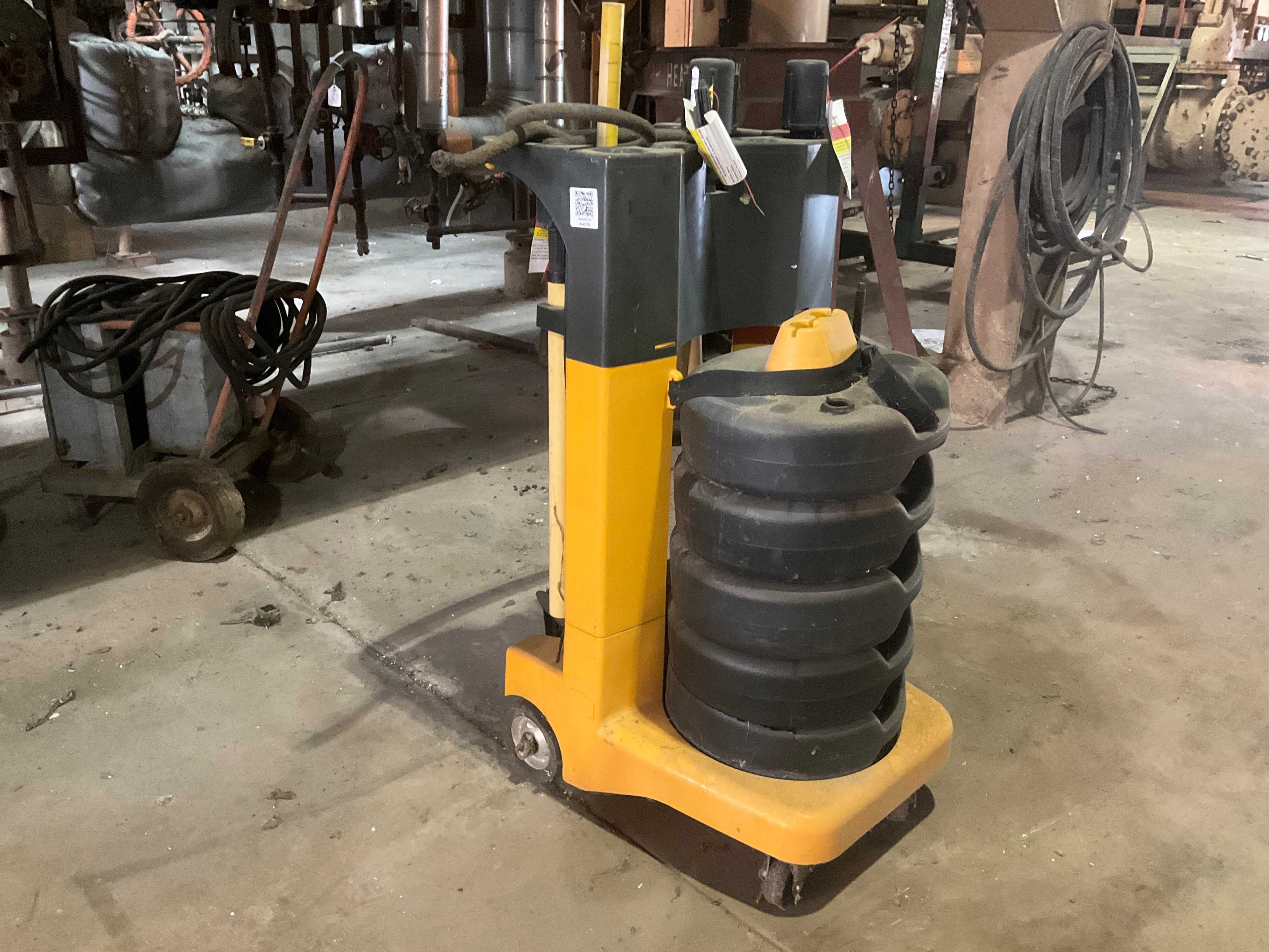 PORTABLE BARRICADE BUILDER - SHOP EQUIPMENT