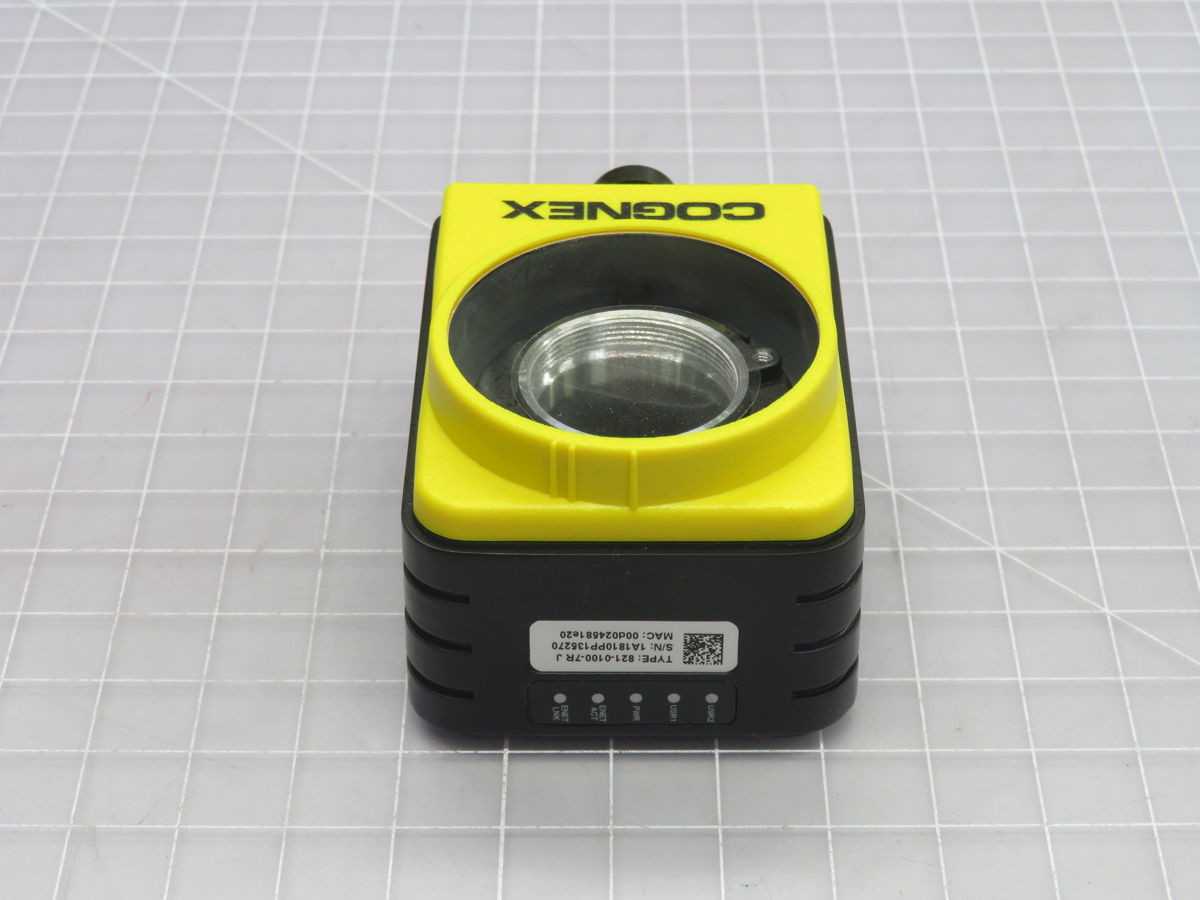 COGNEX IS7010-C01 830-0684-1R, CCD CAMERA, 800X600 PIXELS, 24-BIT COLOR, 24 VDC POWER - INSPECTION CAMERAS