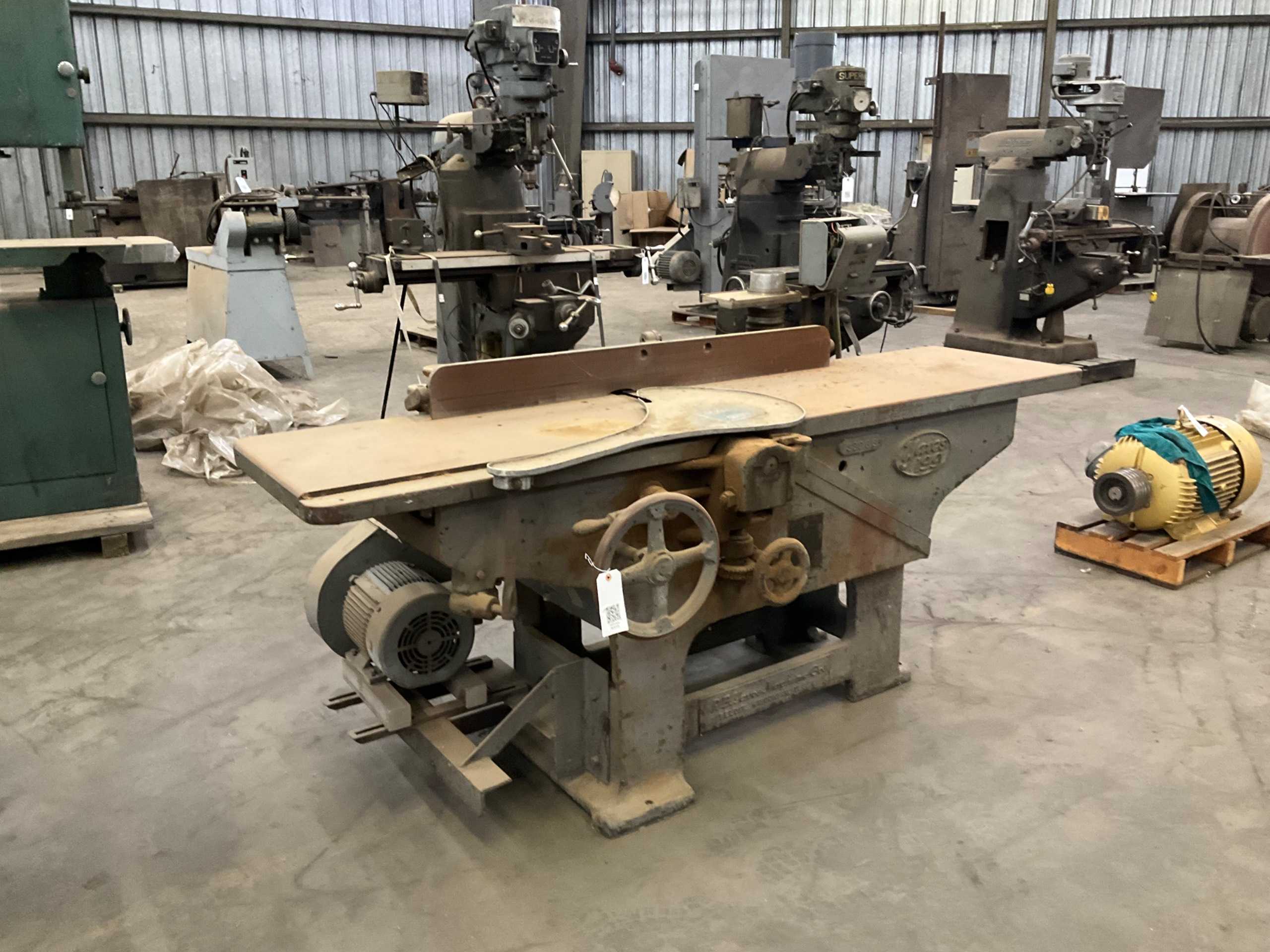 YATES 199 JOINTER - SHOP EQUIPMENT