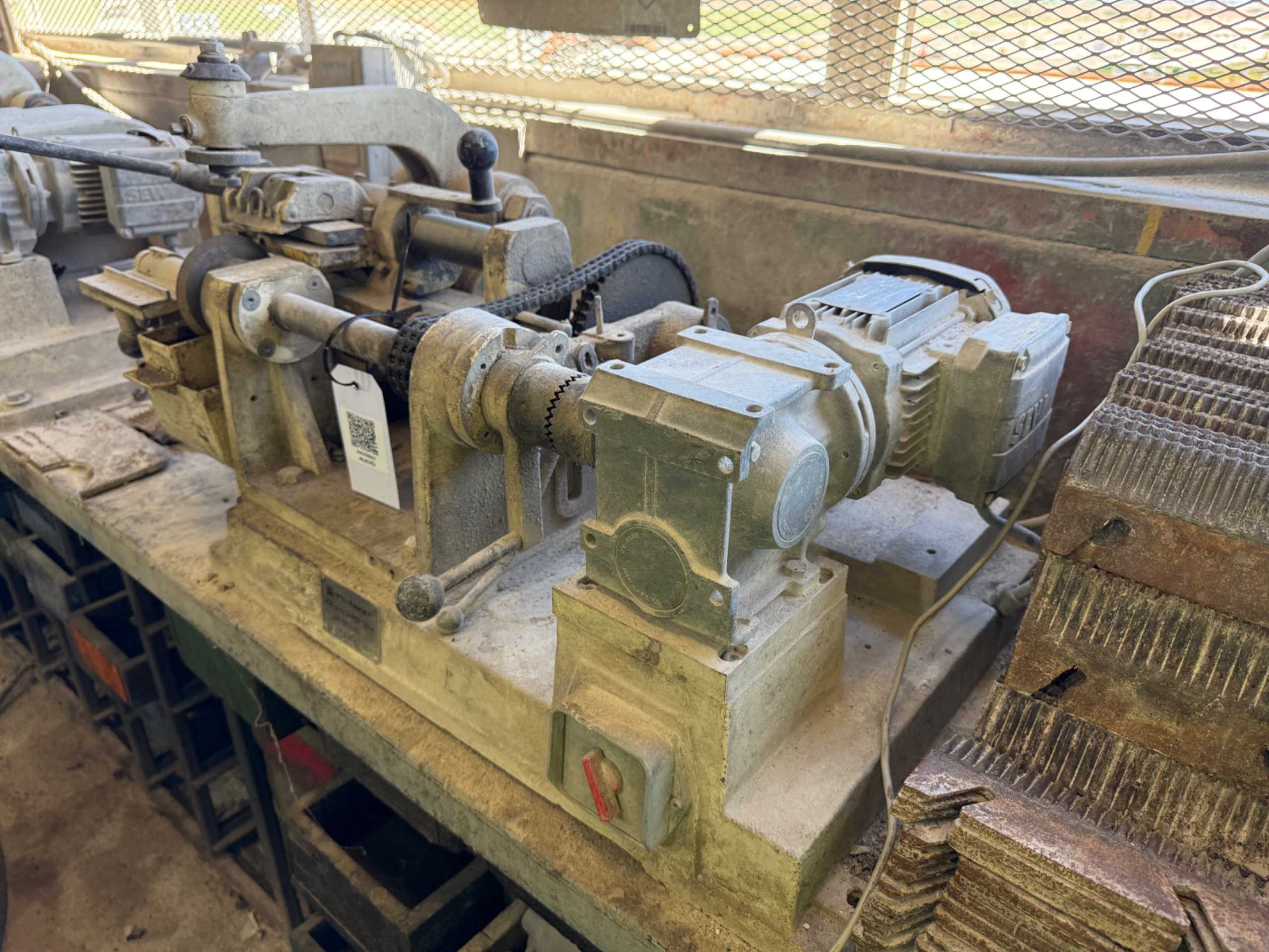 PUTSCH BEET SLICER BLADE SHARPENING MACHINE - TOOLS