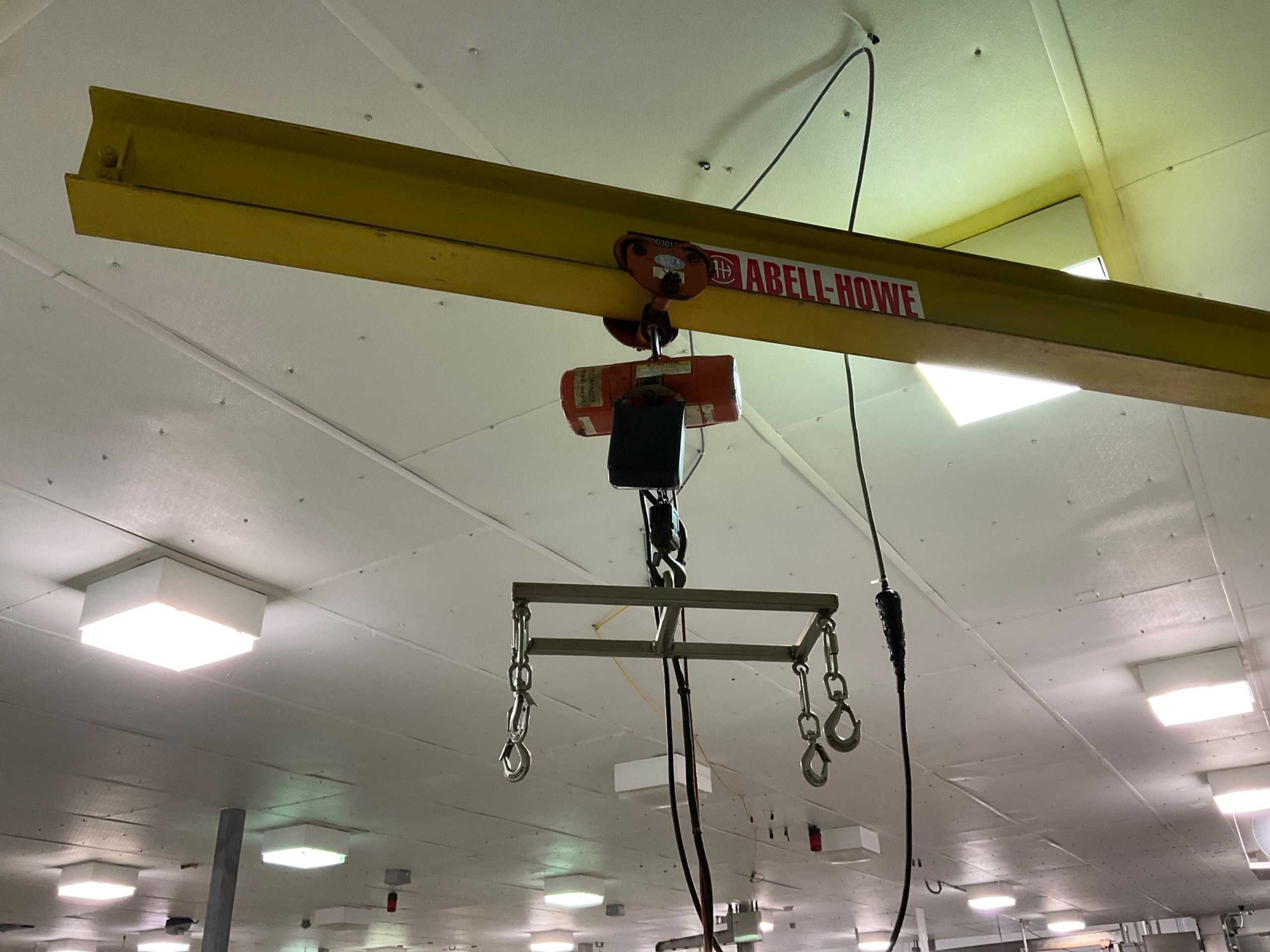 ABELL-HOWE 1/2 TON JIB CRANE WITH HOIST - JIB CRANE