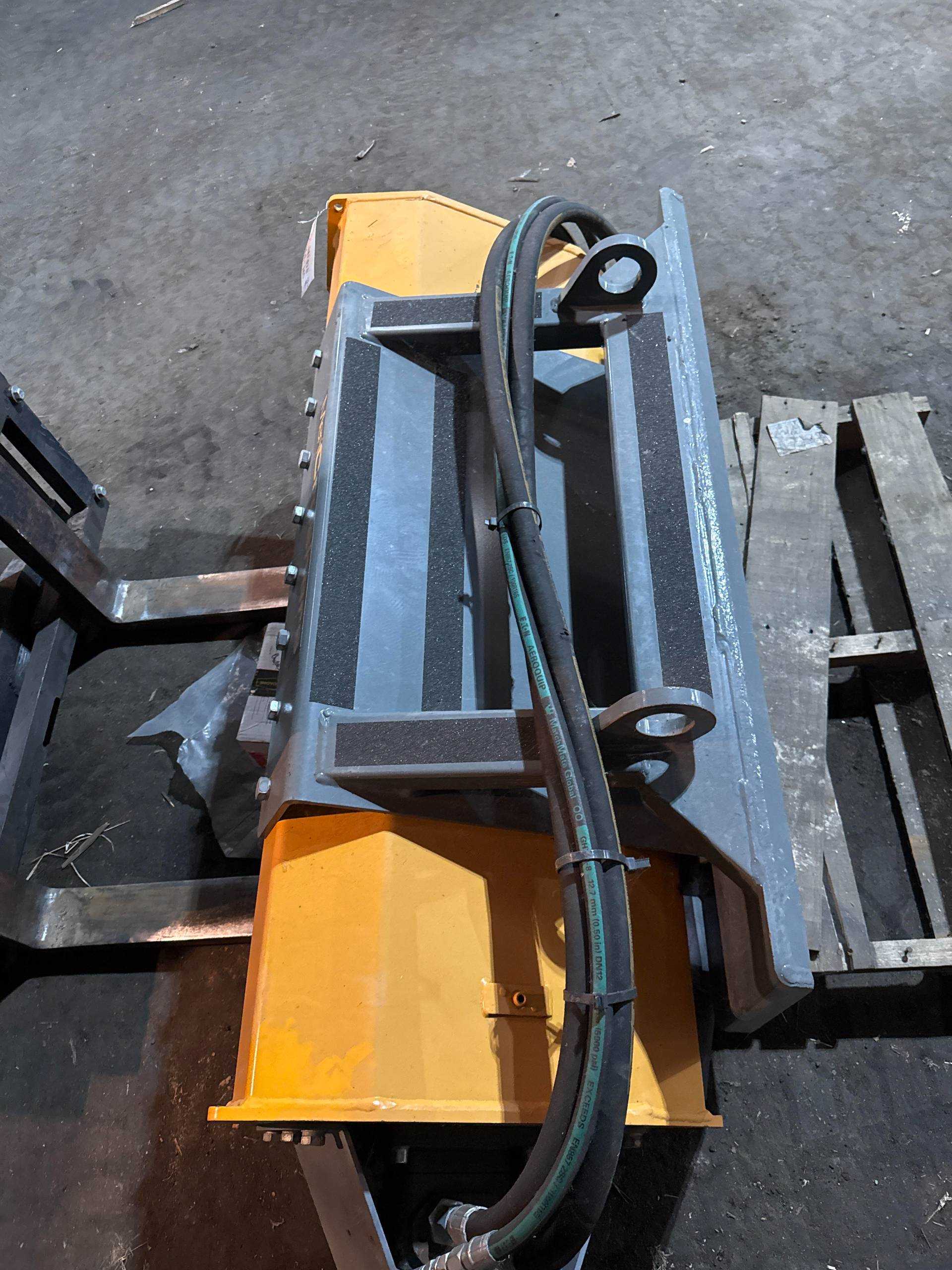 2018 SUOKONE OY MC4-140 MERRY CRUSHER - CONSTRUCTION EQUIPMENT ATTACHMENTS