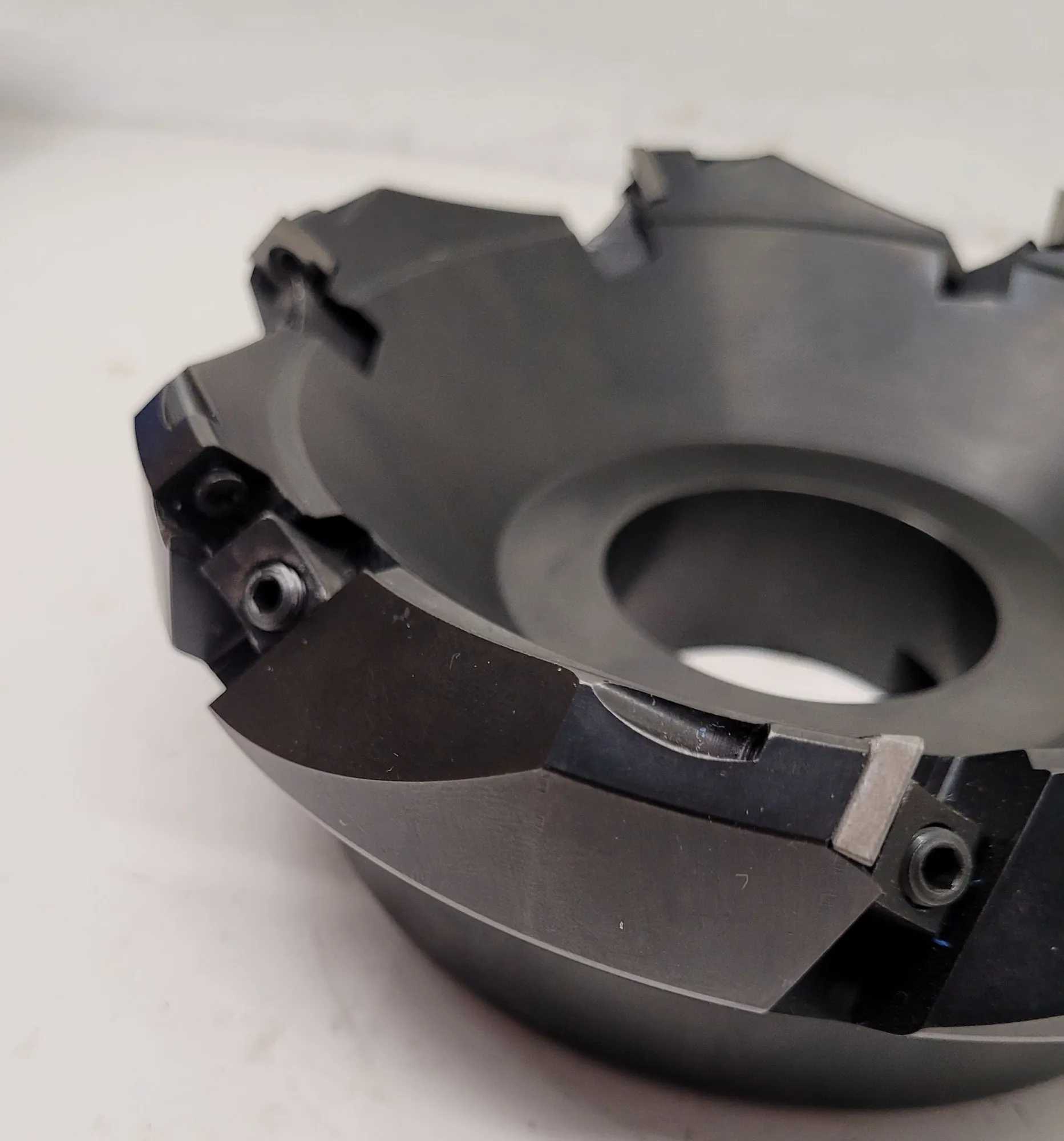 STELLRAM HSM-6E4-45 FACE MILL – 6IN DIAMETER, ARBOR 2”, HUB 5”, OAL 2.4” - MACHINE TOOLING