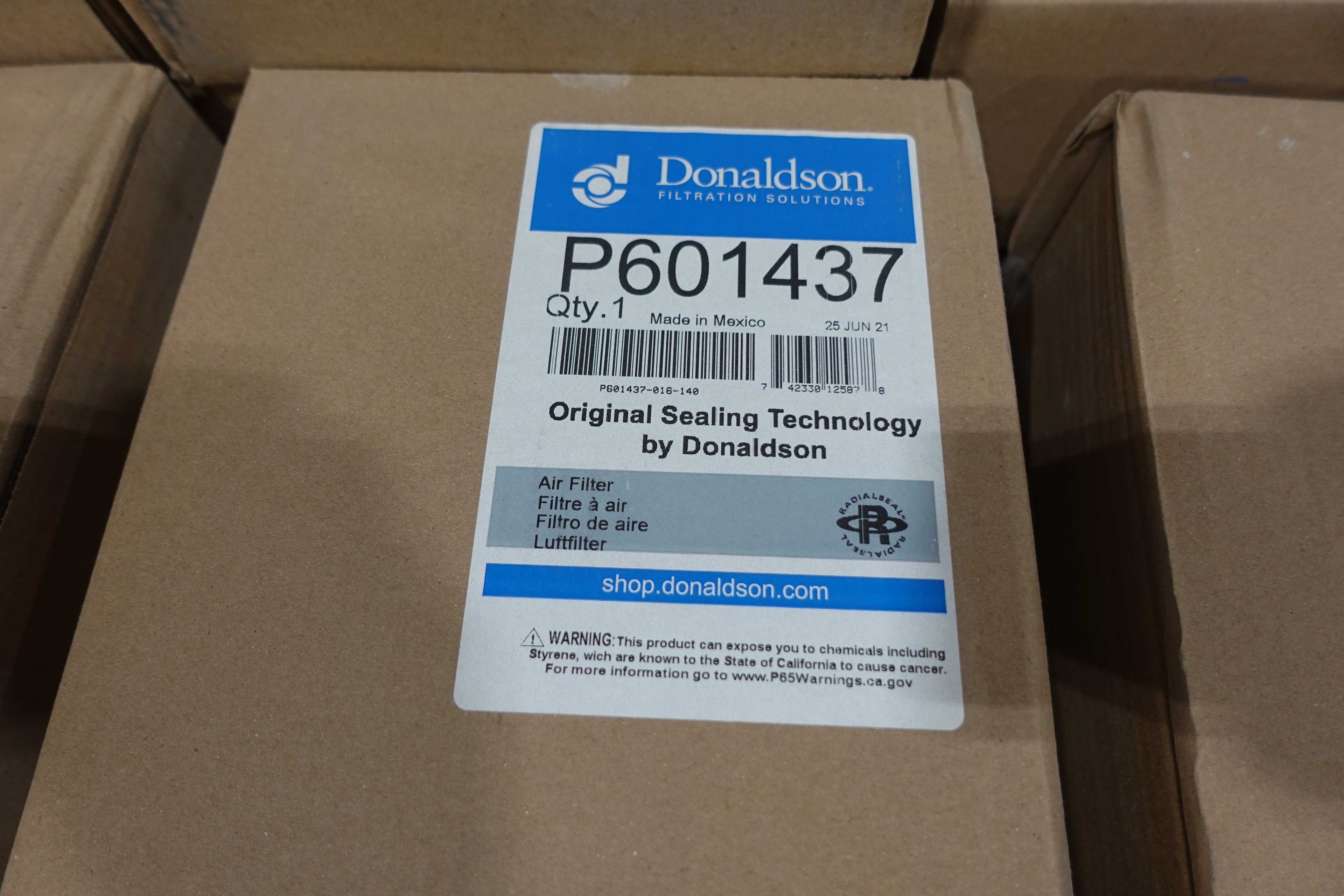 SKU 1741114 - PALLET OF DONALDSON P601437 AIR FILTERS, NEW IN BOX - FILTER ELEMENTS
