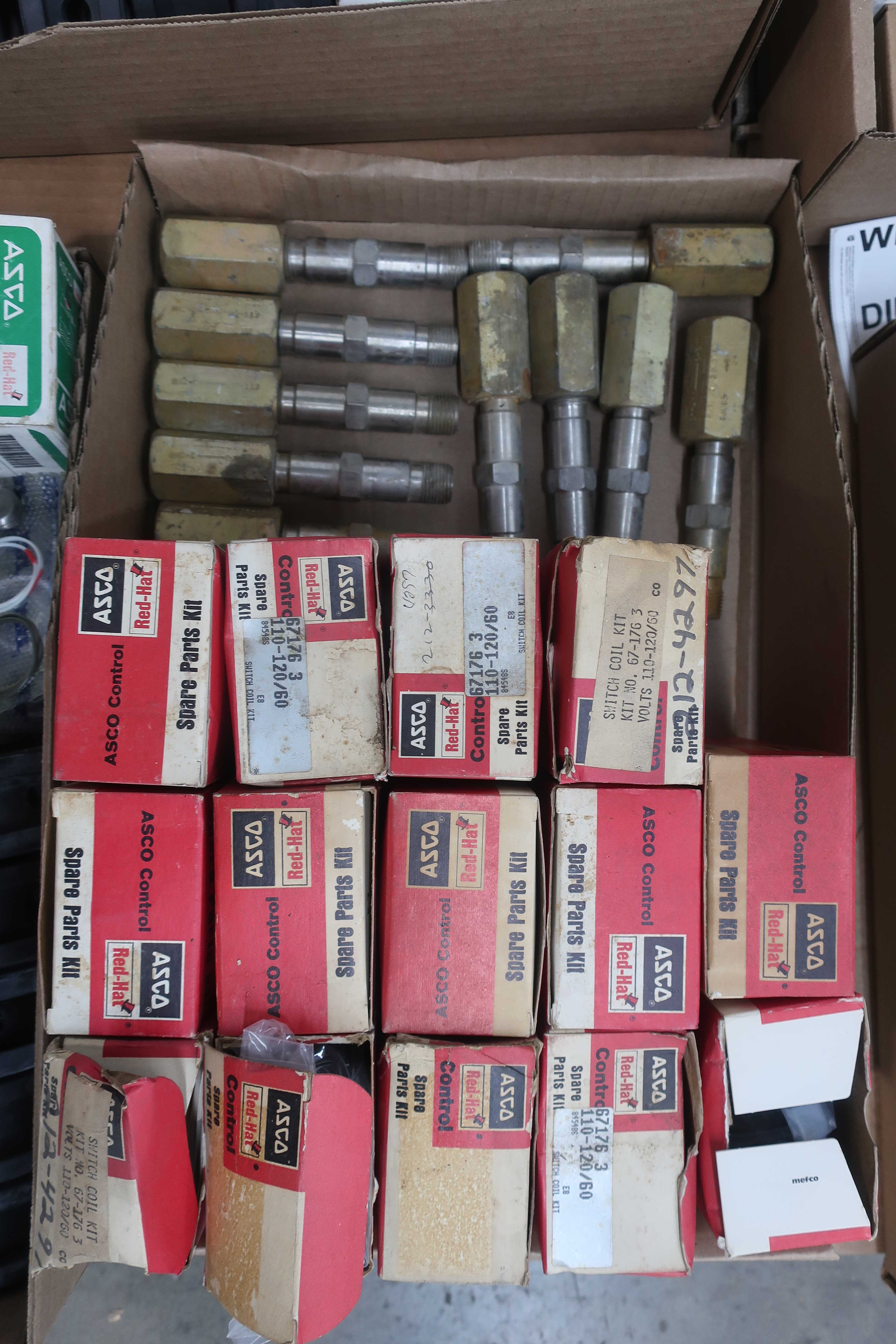 2 PALLETS OF ASSORTED VALVE PARTS AND ACCESSORIES - VALVE PARTS & ACCESSORIES
