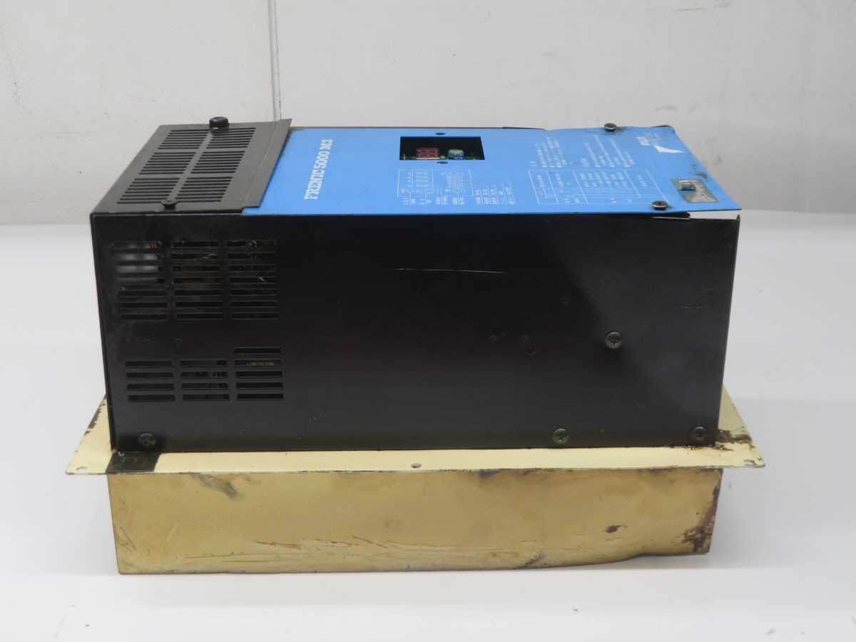 FUJI FRENIC 5000 M2 305856 SPINDLE DRIVE, 200-223 V INPUT VOLTAGE, 5.5 KW MAX OUTPUT POWER - MOTOR DRIVES