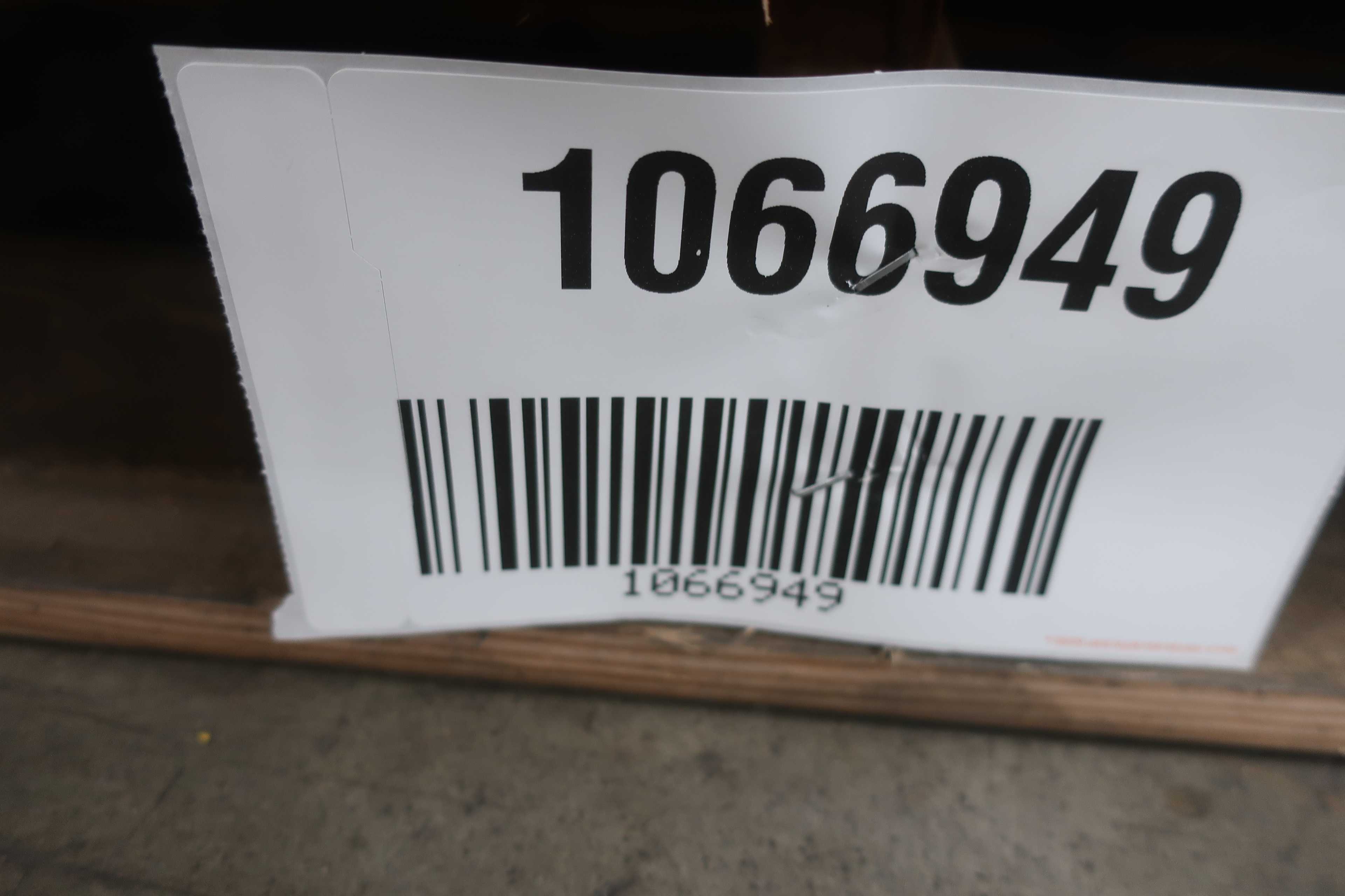 2 PALLETS OF ASSORTED SPROCKETS - SPROCKET