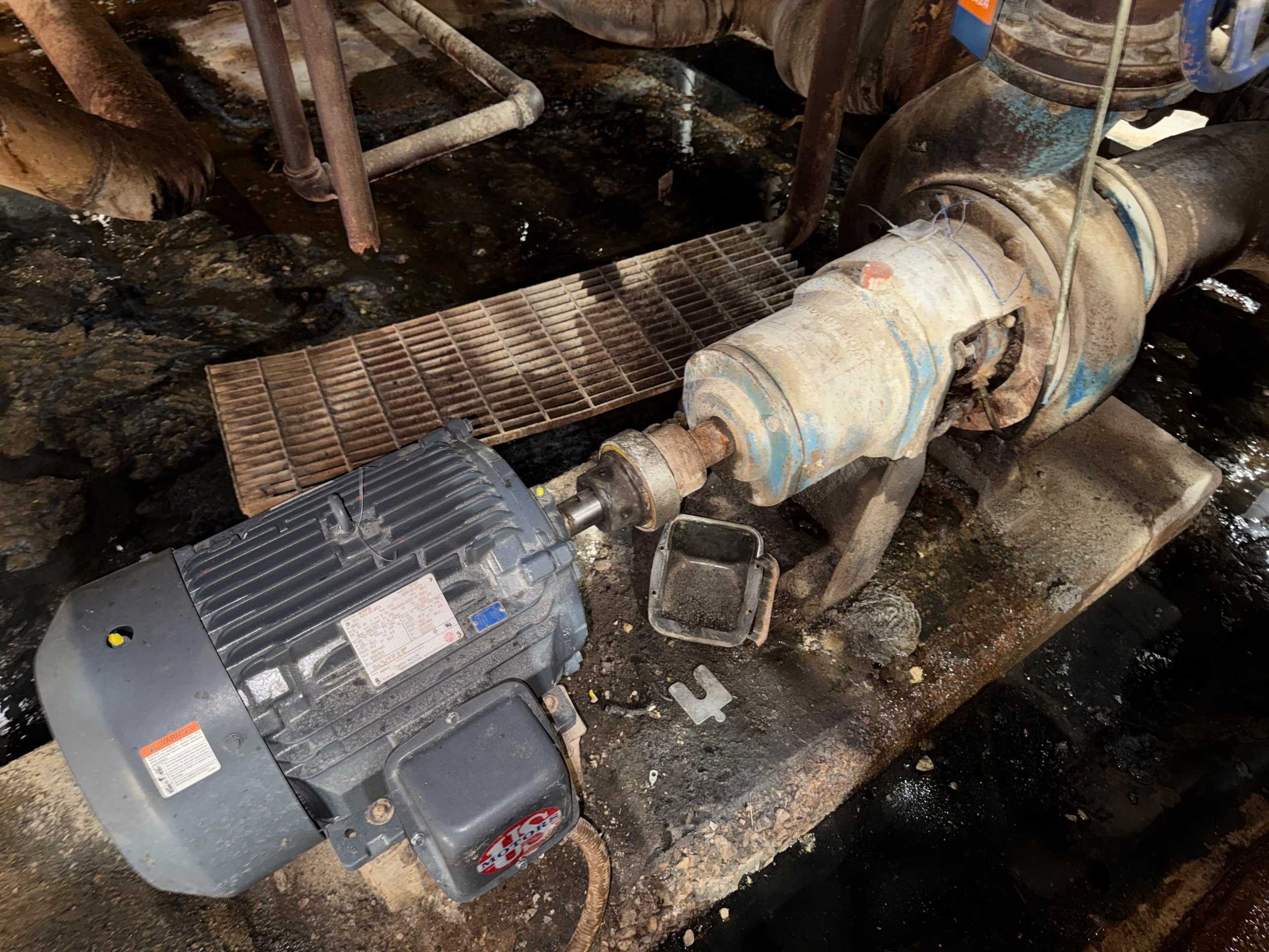 WORTHINGTON PUMP & 15HP MOTOR ASSEMBLY - PUMP & MOTOR ASSEMBLY