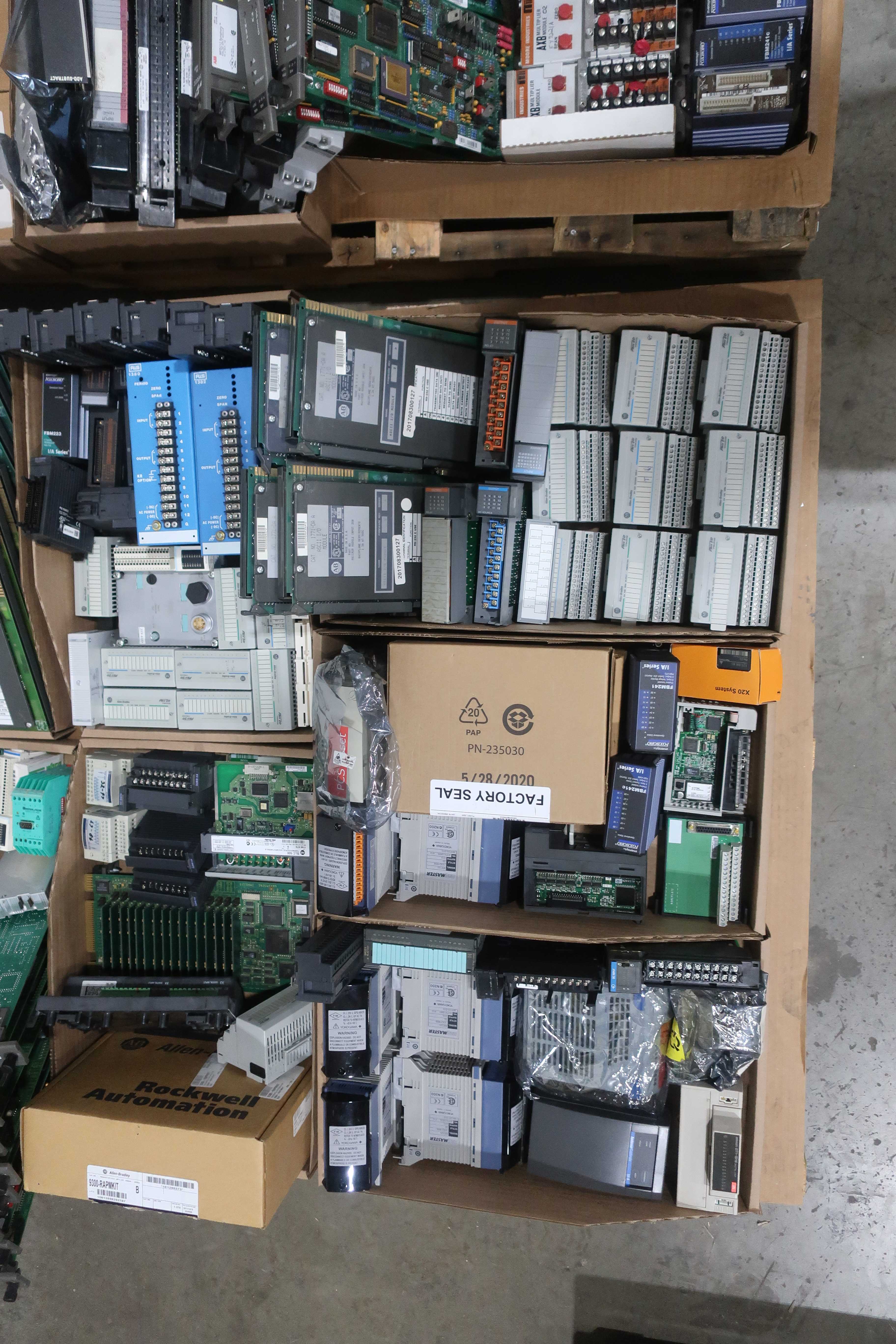 SKU 1739653 - 3 PALLETS OF ASSORTED MODULES - PLC MODULES