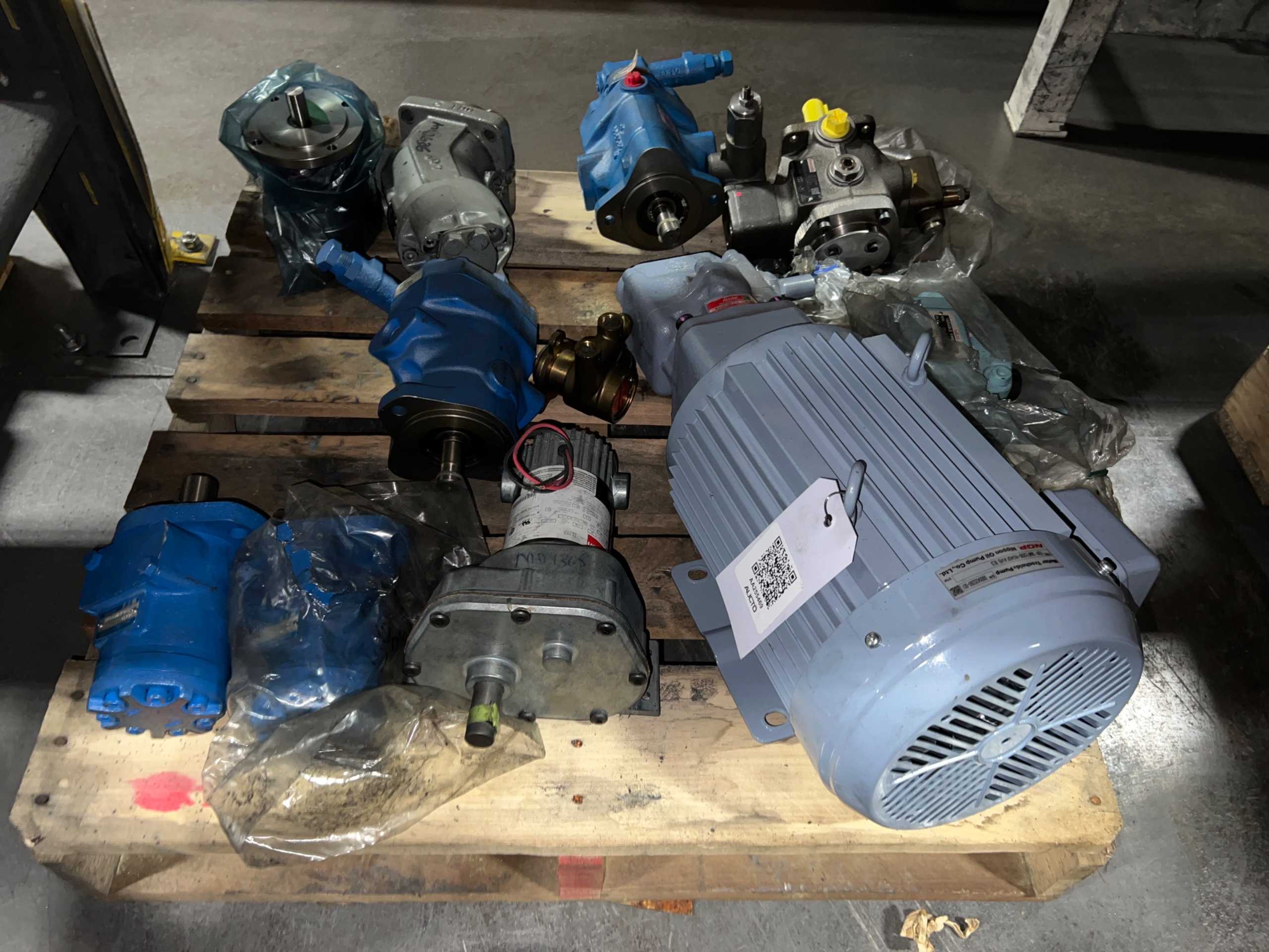 BULK QTY OF MOTORS BULK QTY OF MOTORS