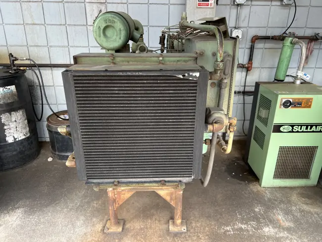 SULLAIR 10-40 AC/AC STATIONARY AIR COMPRESSOR - undefined