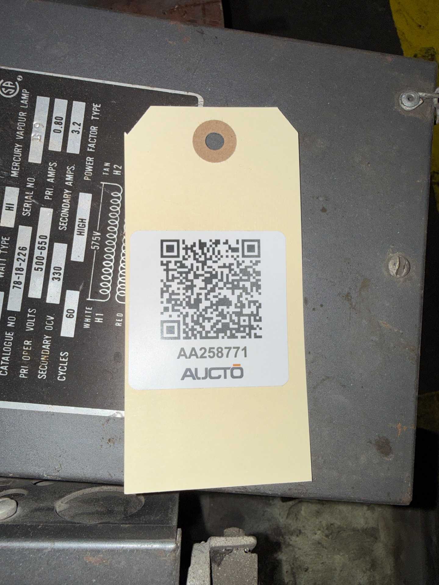 BULK QTY OF ELECTRICAL COMPONENTS - ELECTRICAL COMPONENTS