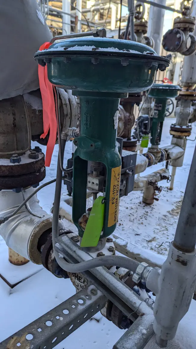 FISHER ET CONTROL VALVE & 657 ACTUATOR ASSEMBLY - undefined