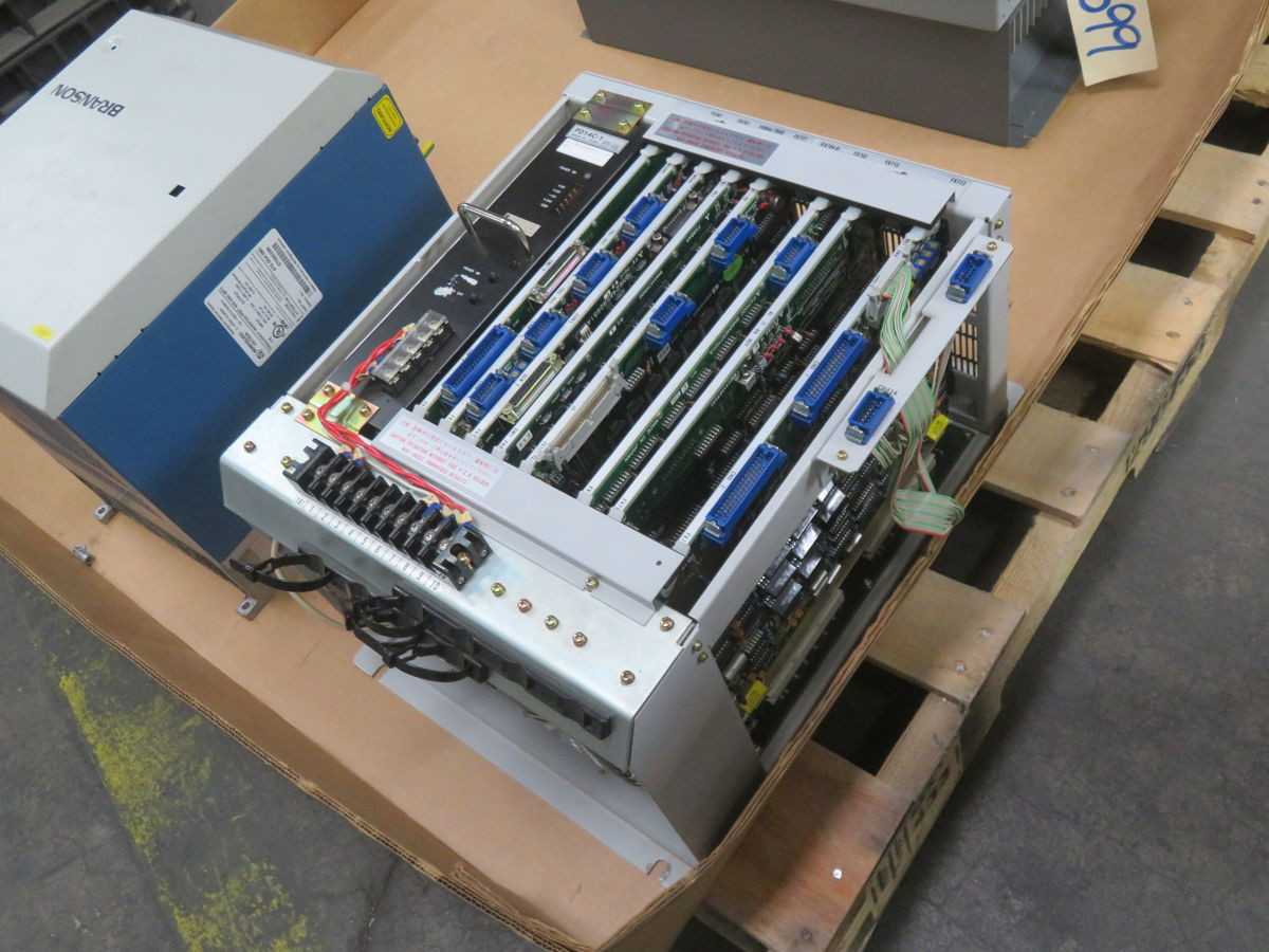MITSUBISHI UF740B MELDAS-YQ8 CONTROLS FOR ROBOTS, NC UNIT, CPU MODULE, MULTI-AXIS SYNC CONTROL - CONTROL CABINETS