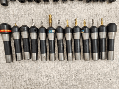 ISCAR R8 HOLDERS SET - 13 SOLID TOOL HOLDERS (R8 EM 3/8 E, R8 EM 5/8" E, ETC.) - MACHINE TOOLING