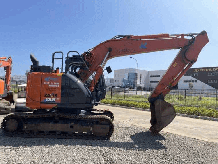 2019 HITACHI ZX135US-6 CRAWLER EXCAVATOR - CRAWLER EXCAVATOR