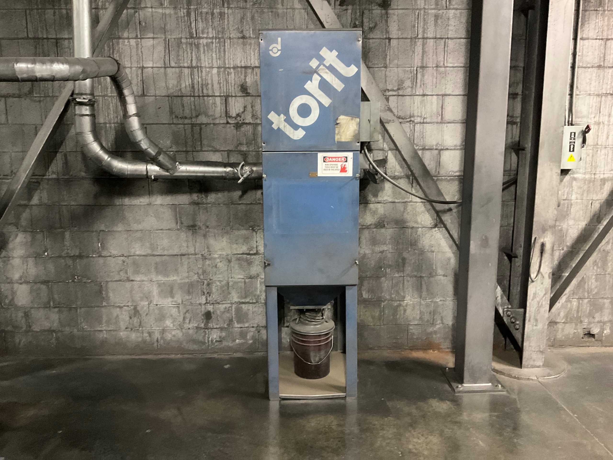 DONALDSON VS 1200 DUST COLLECTOR - DUST COLLECTOR