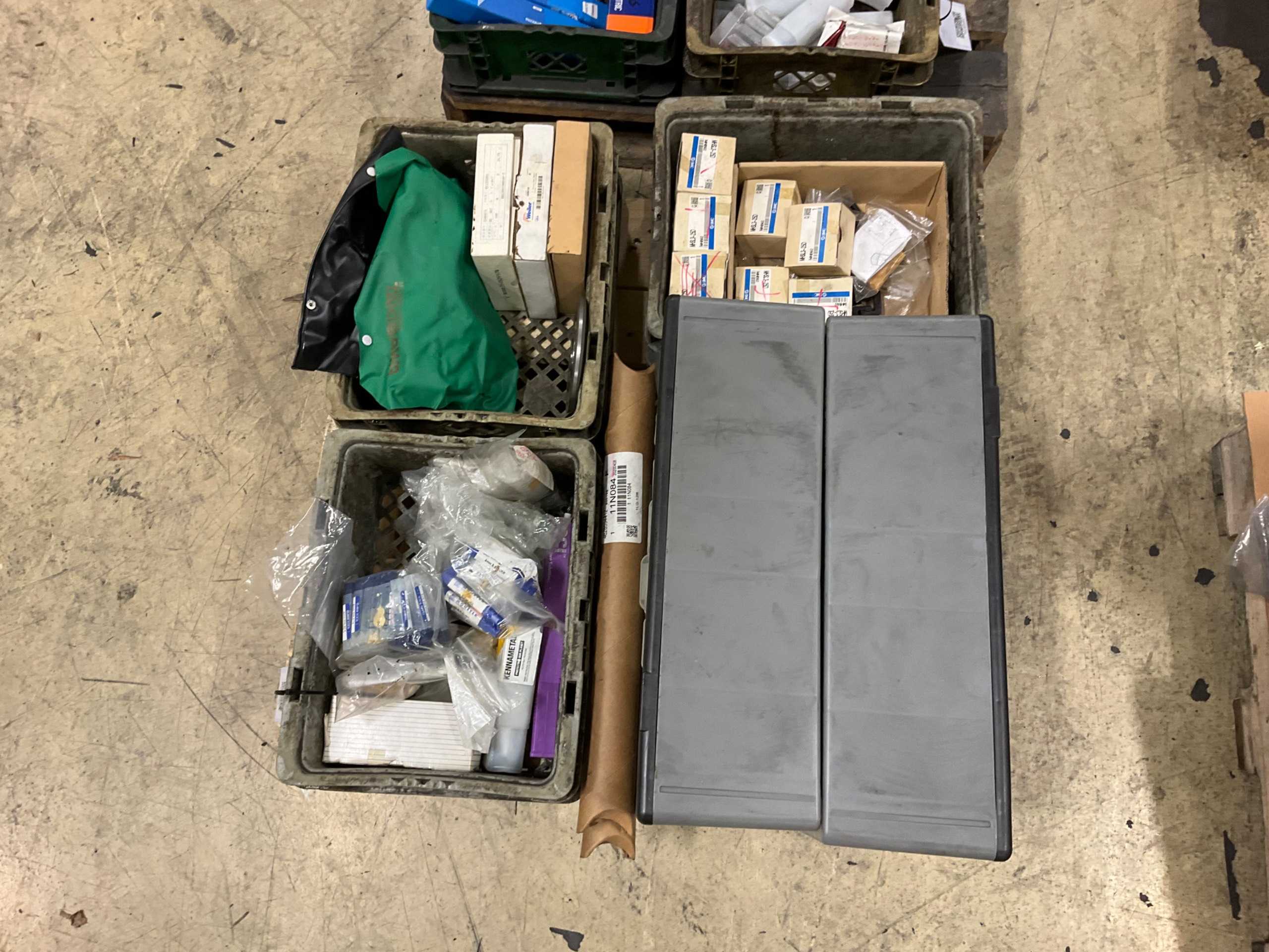 BULK QTY OF INDUSTRIAL PARTS - INDUSTRIAL PARTS